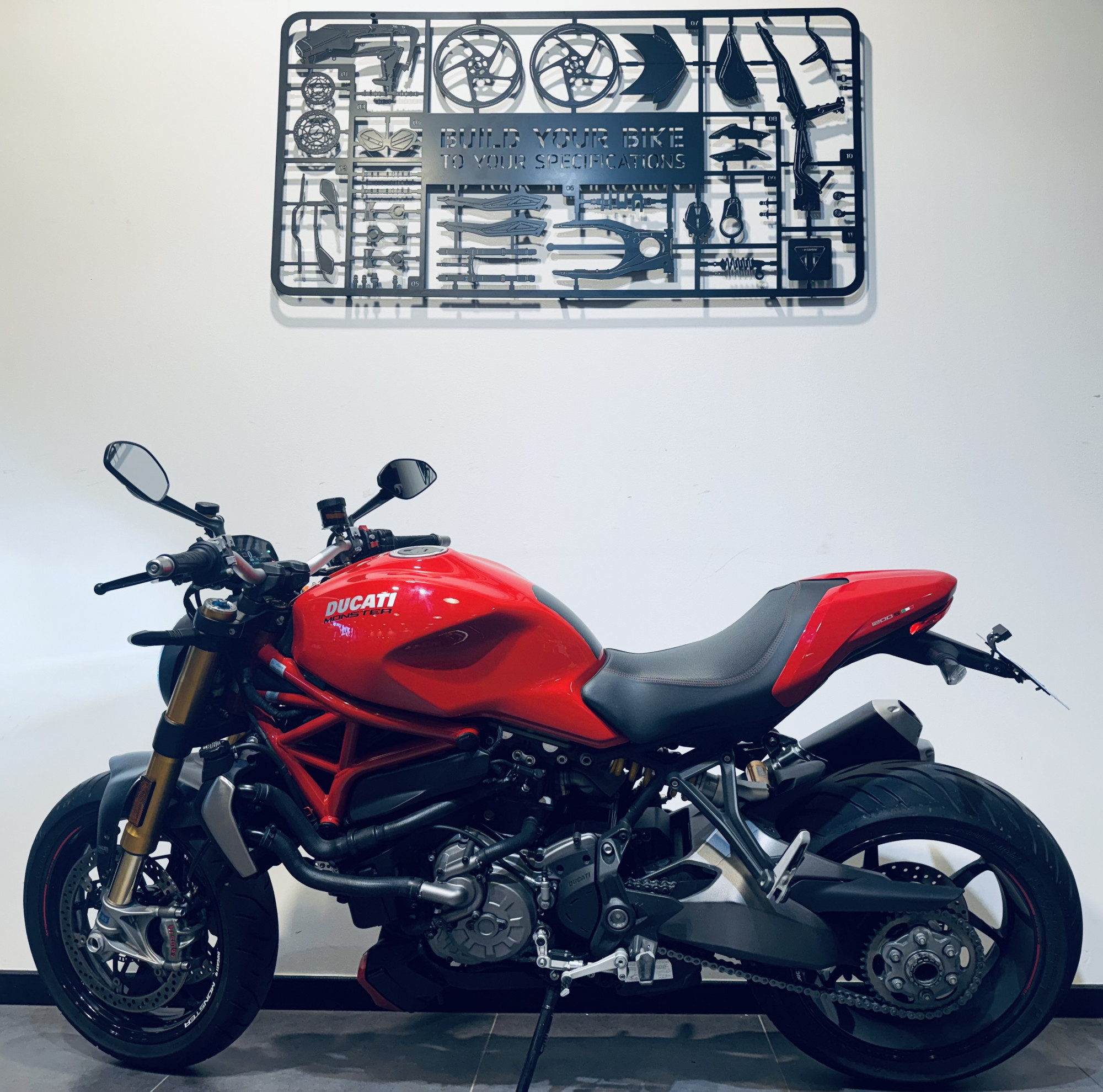 DUCATI MONSTER 1200 S