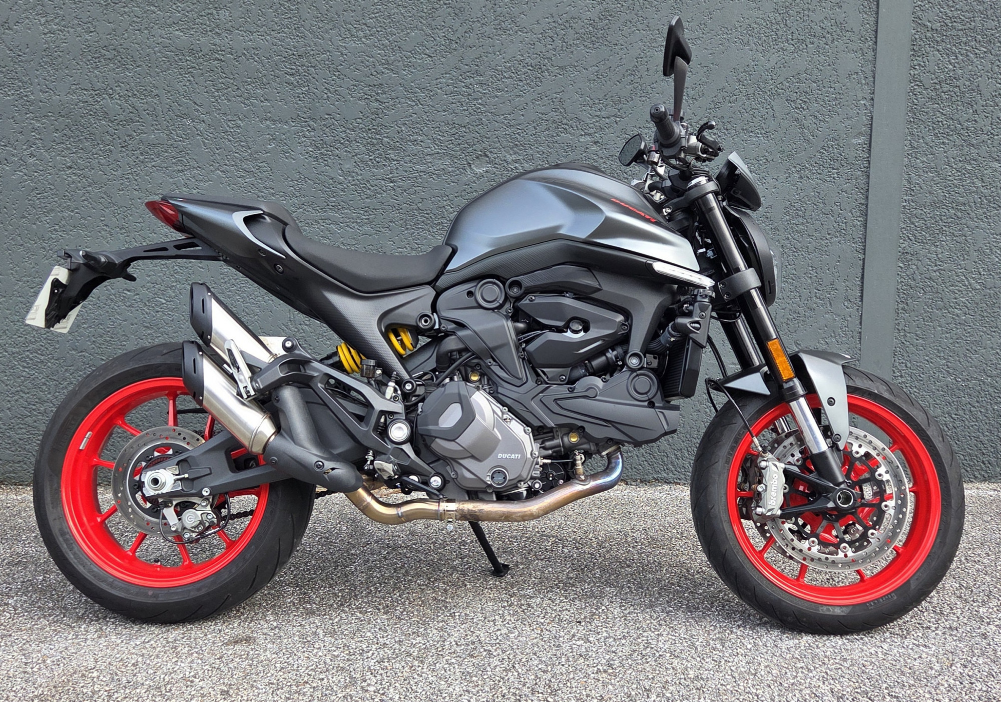 DUCATI MONSTER + 937