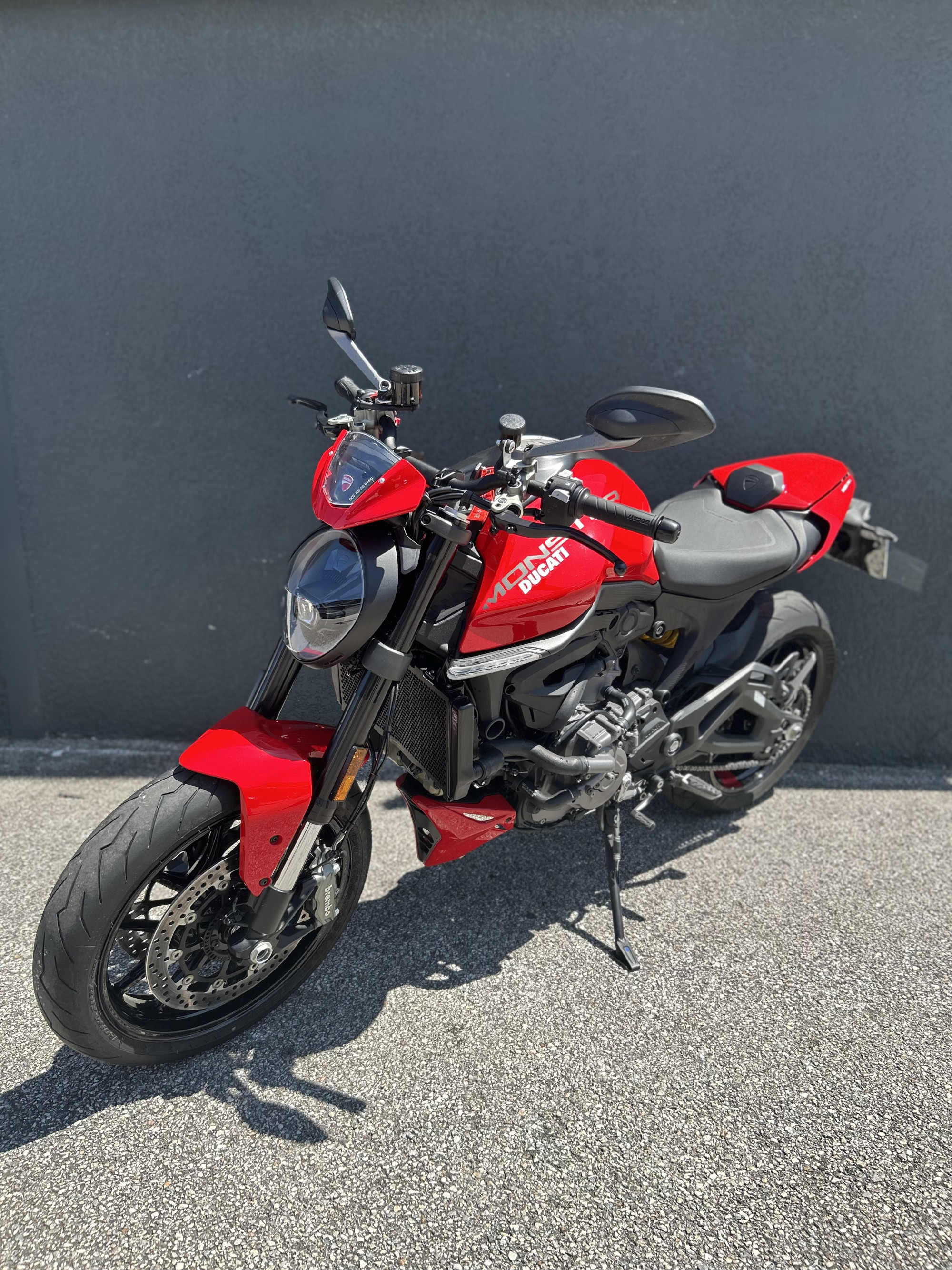 DUCATI MONSTER 937 +