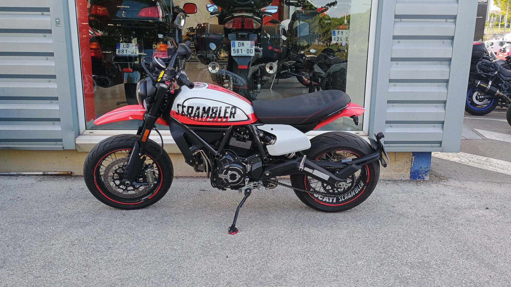 DUCATI SCRAMBLER 800 FLAT TRACK PRO