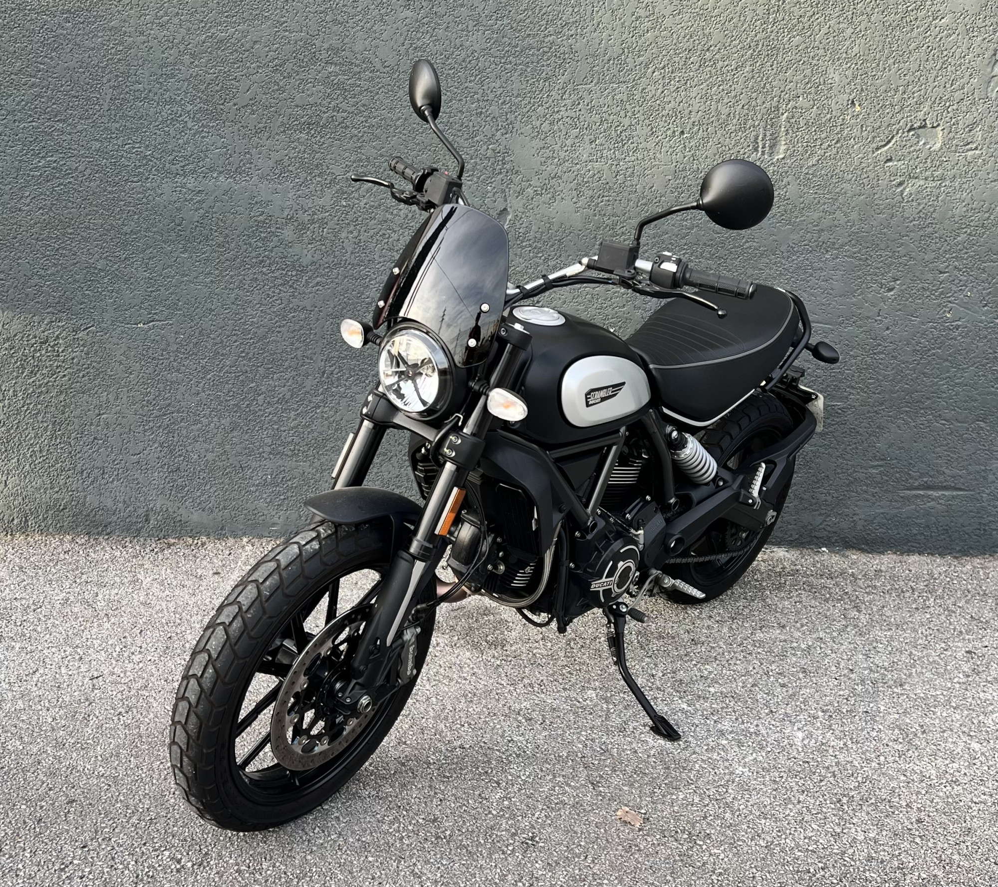 DUCATI SCRAMBLER 800