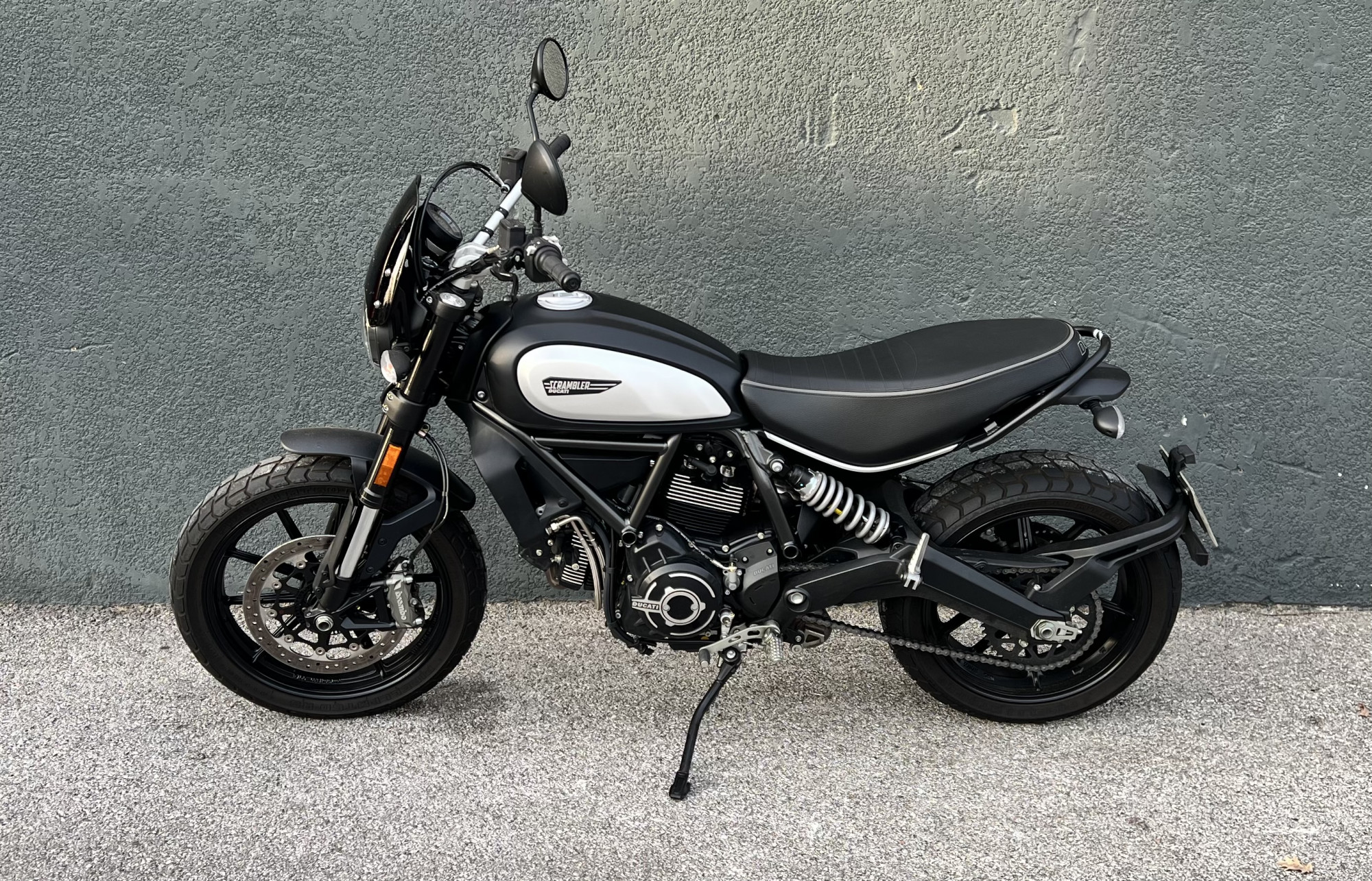 DUCATI SCRAMBLER 800