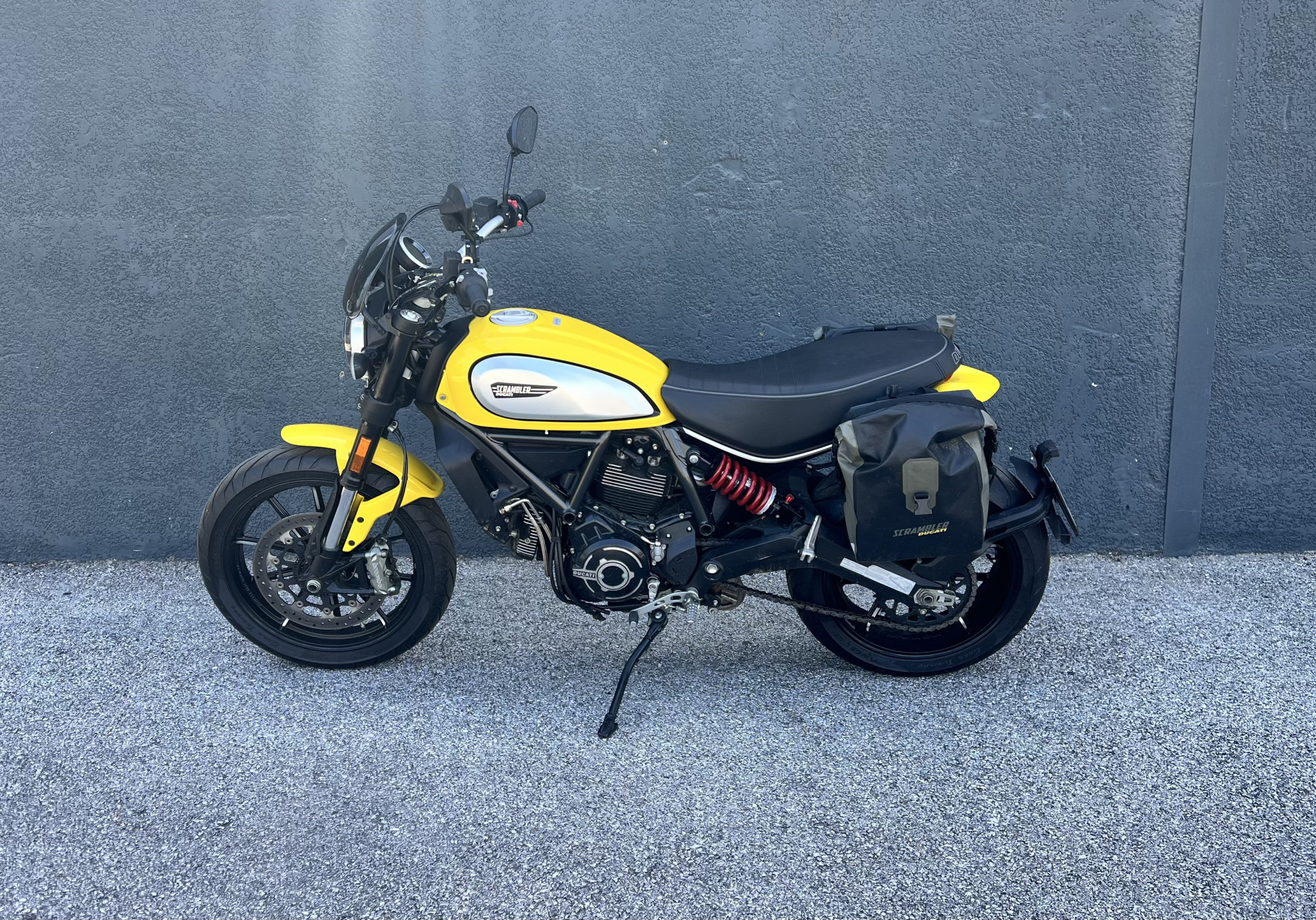 DUCATI SCRAMBLER