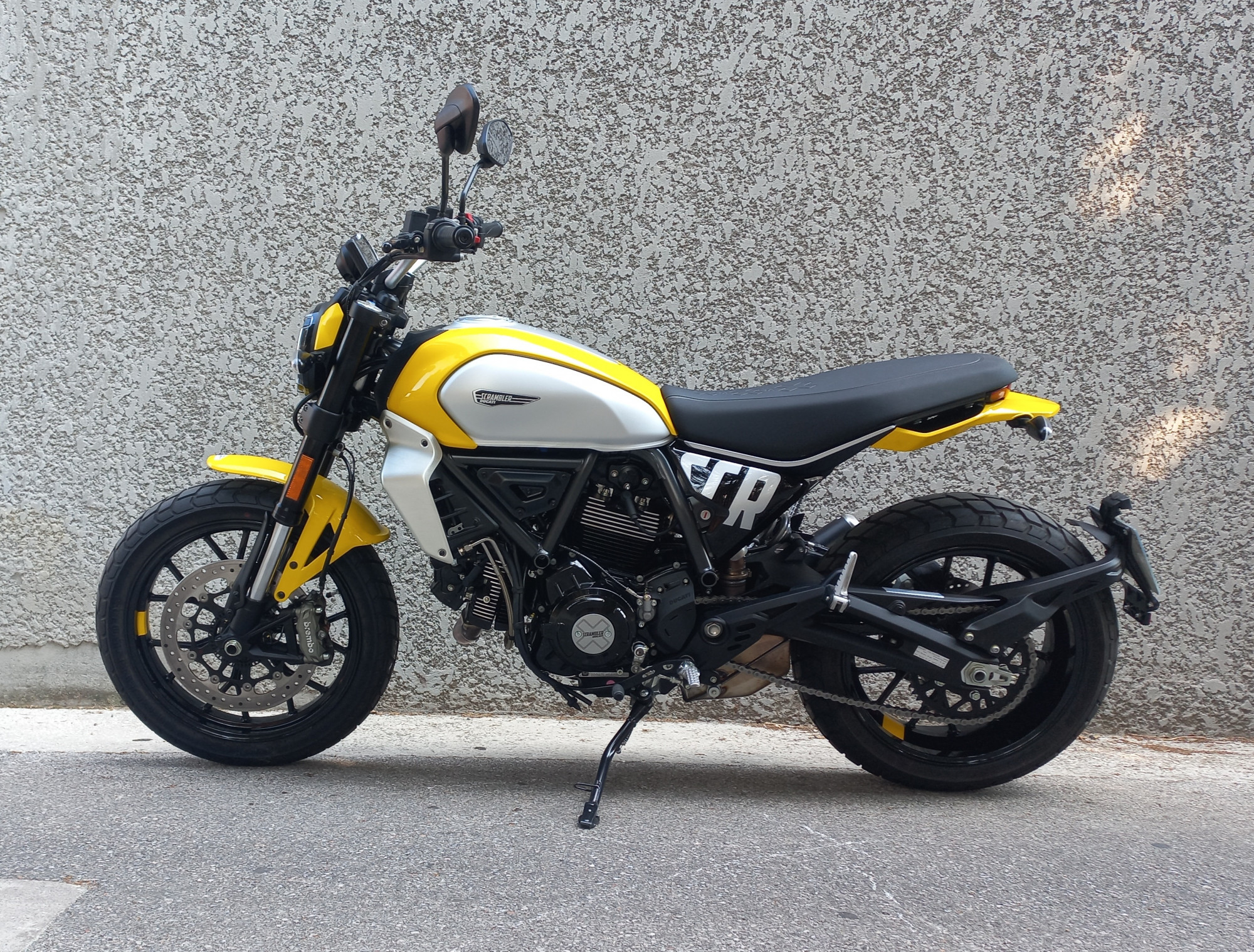DUCATI SCRAMBLER ICON