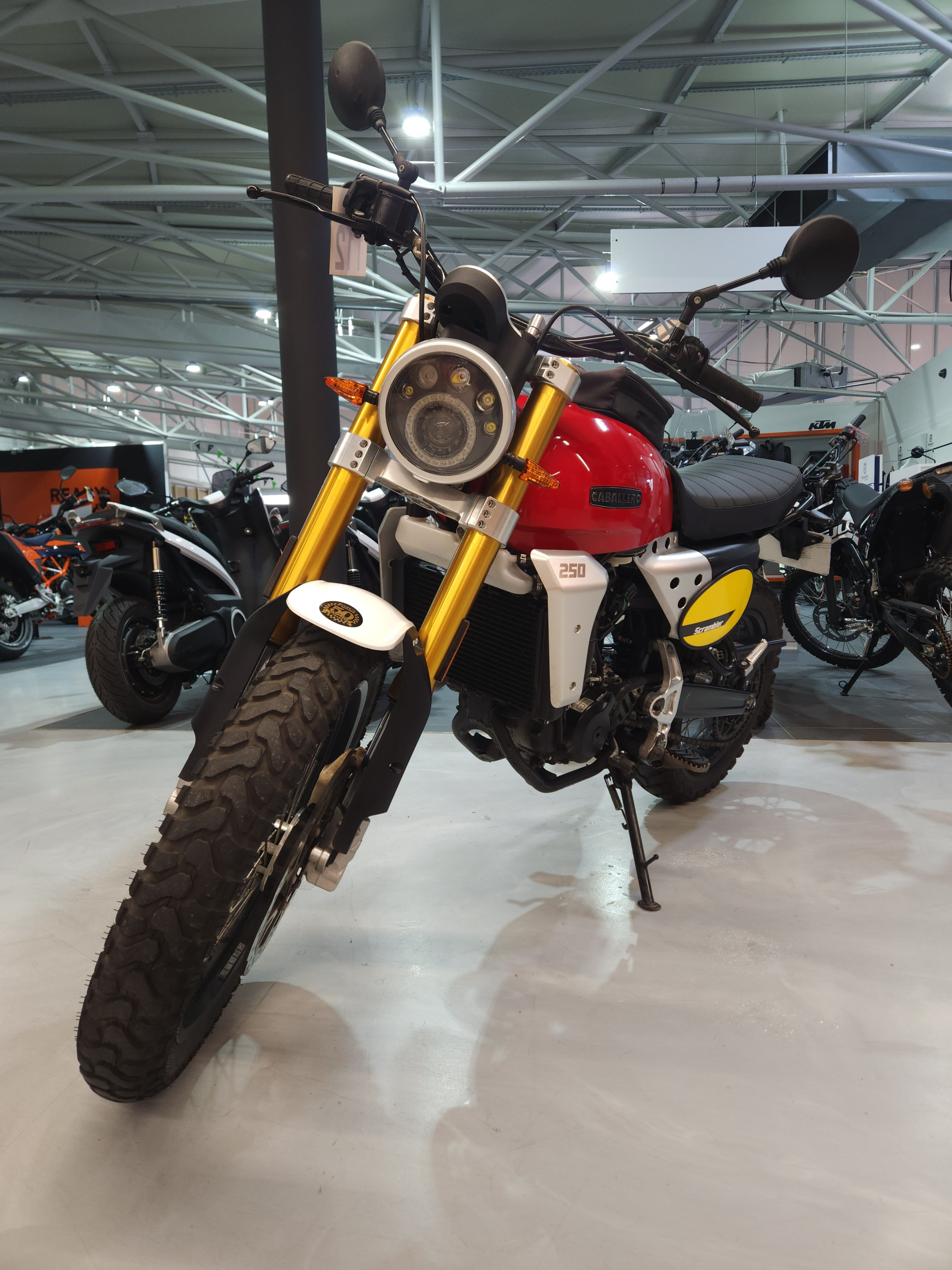 FANTIC CABALLERO 250 SCRAMBLER