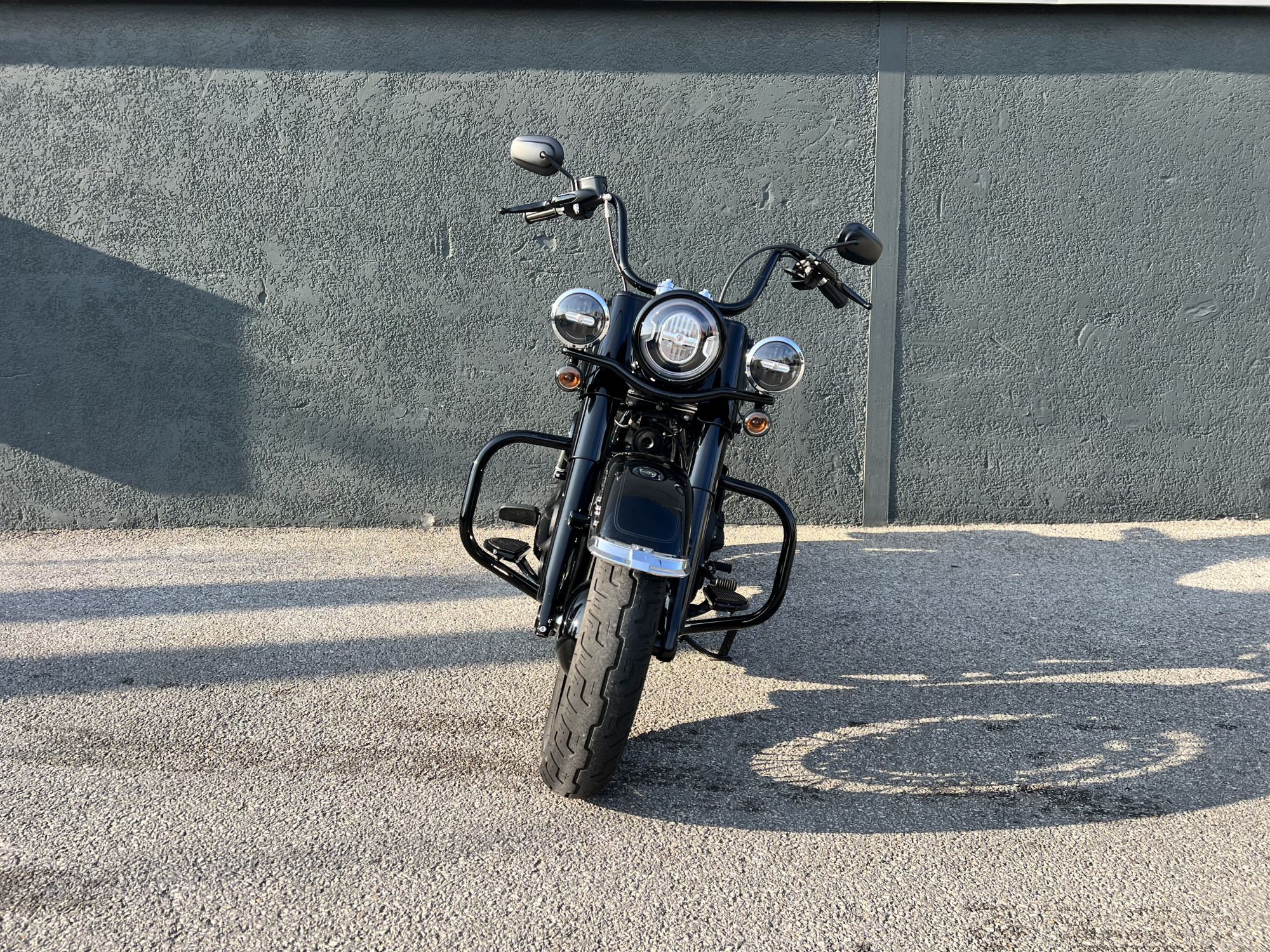 HARLEY-DAVIDSON SOFTAIL HERITAGE 1868 CLASSIC