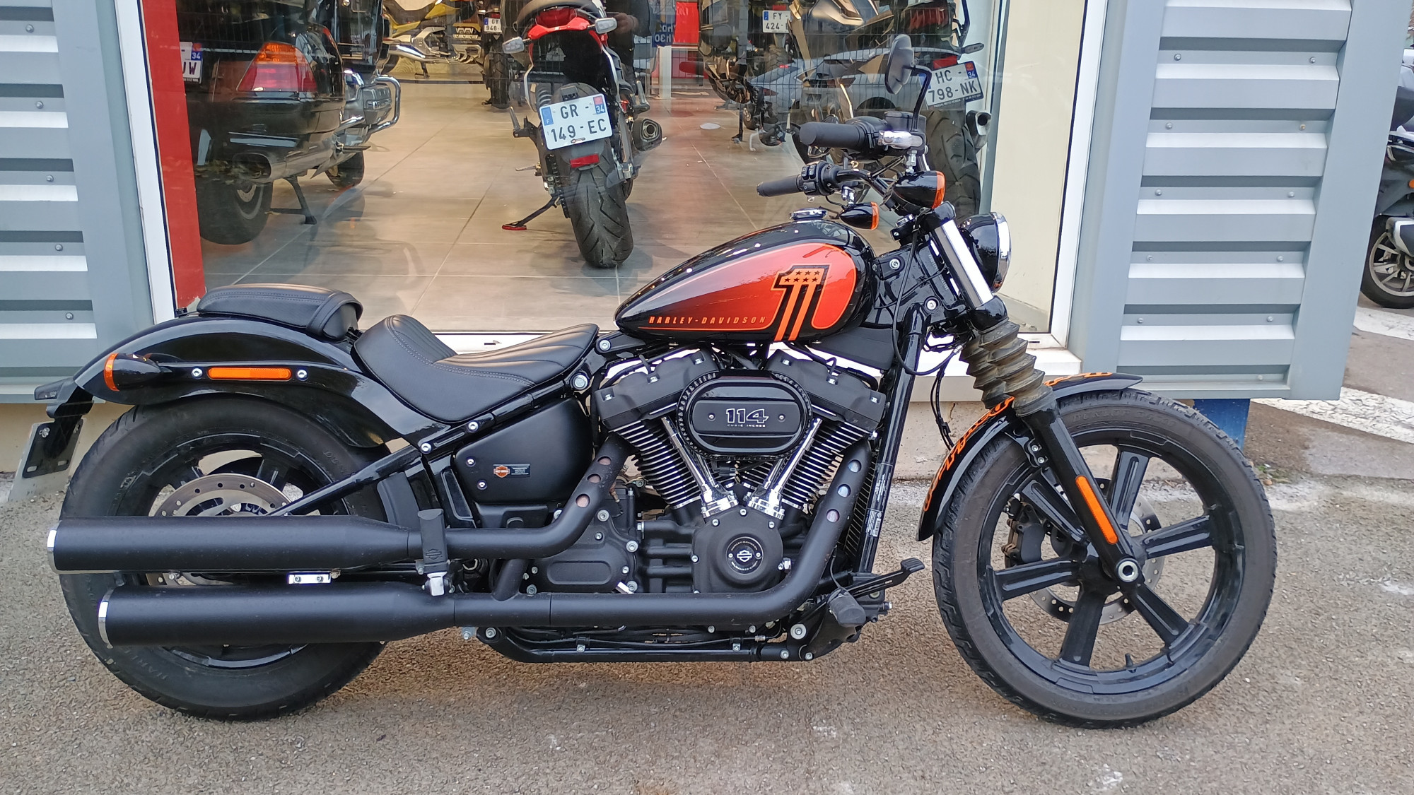 HARLEY-DAVIDSON SOFTAIL STREET BOB 1868
