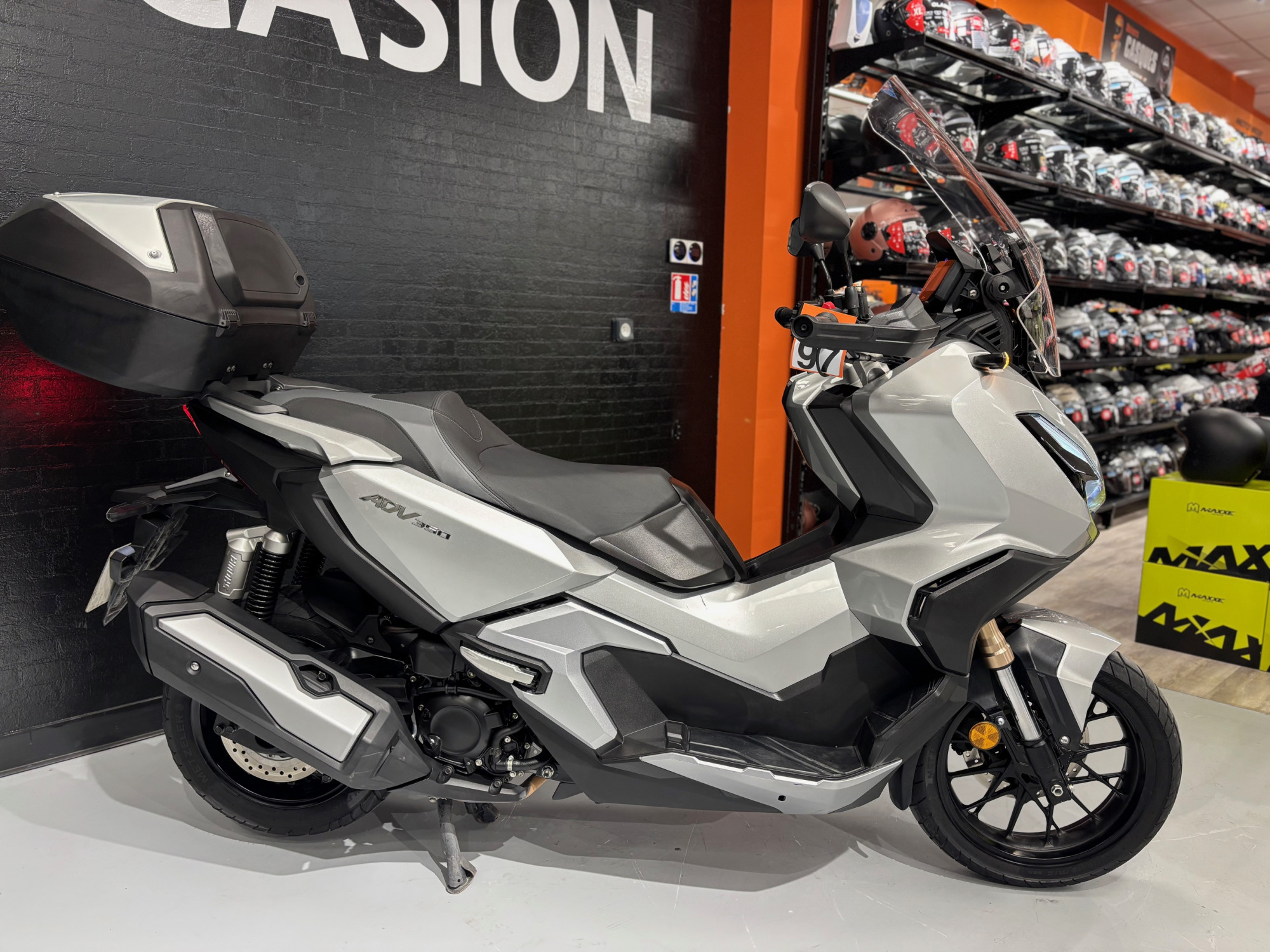 HONDA ADV 350