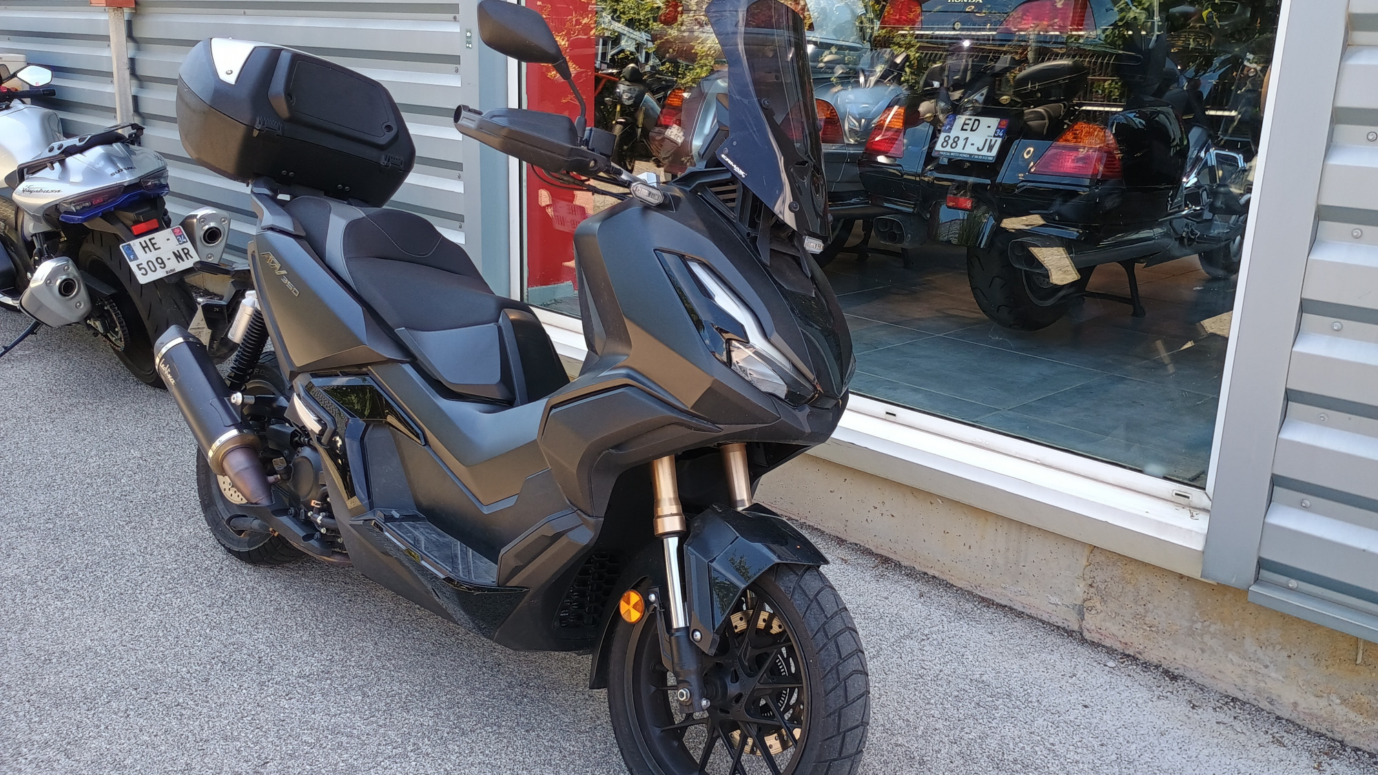 HONDA ADV 350