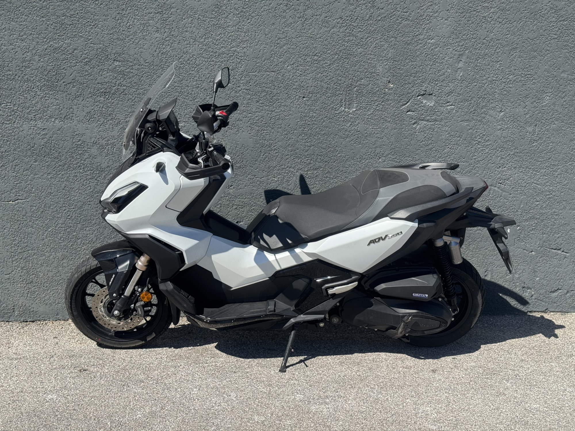 HONDA ADV 350