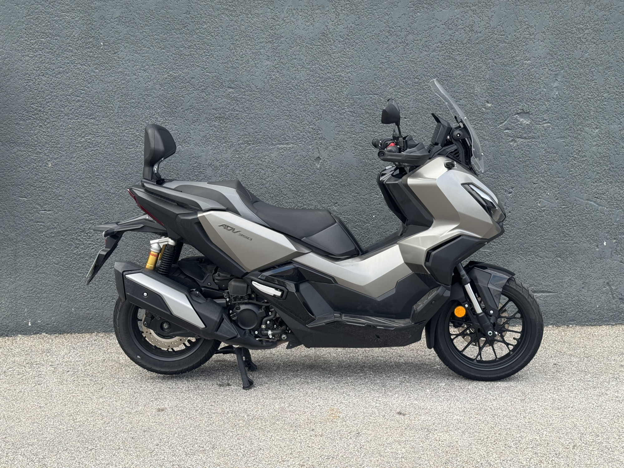 HONDA ADV 350