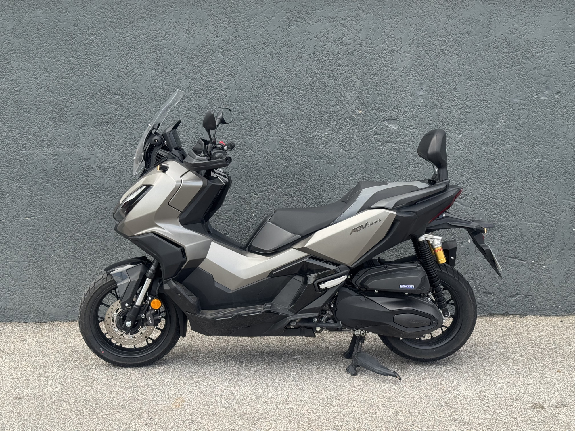 HONDA ADV 350