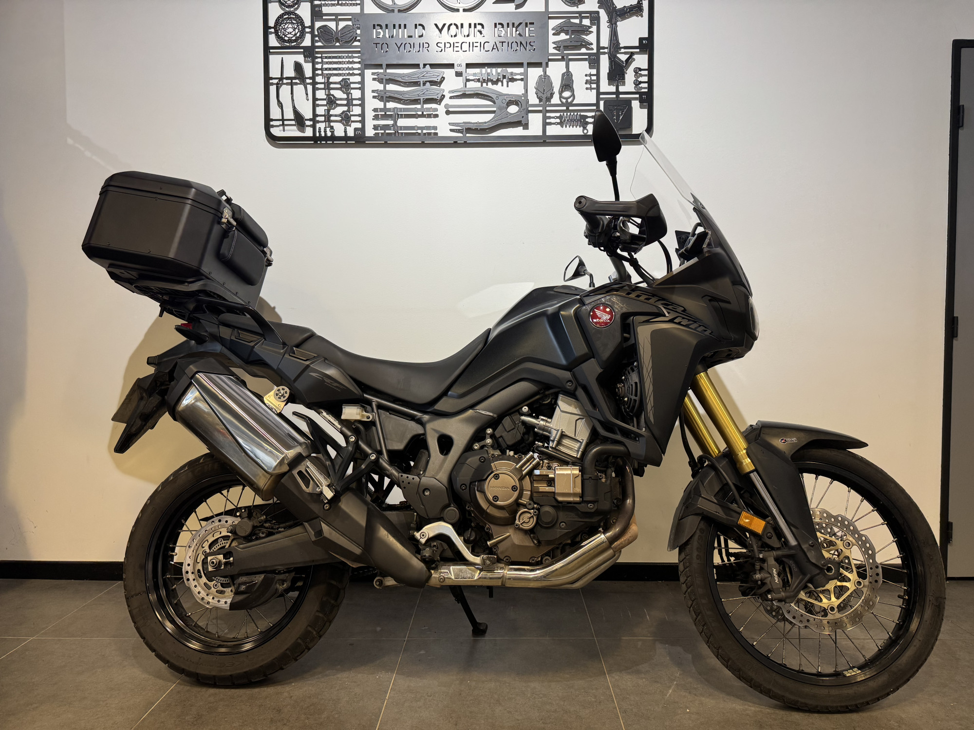 HONDA AFRICA TWIN CRF1000D DCT
