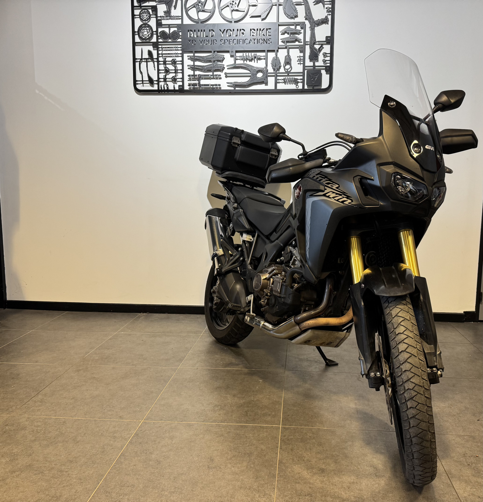 HONDA AFRICA TWIN CRF1000D DCT
