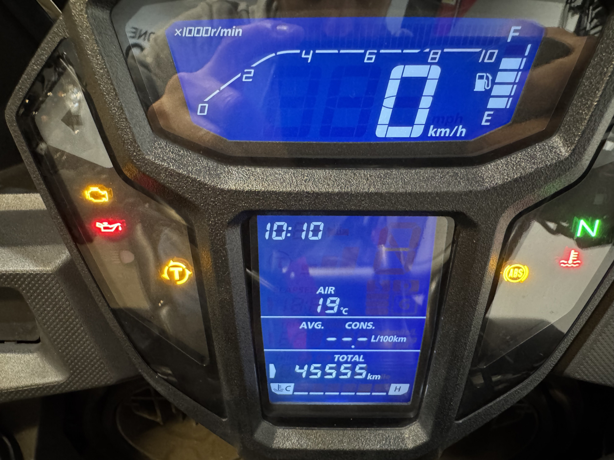 HONDA AFRICA TWIN CRF1000D DCT