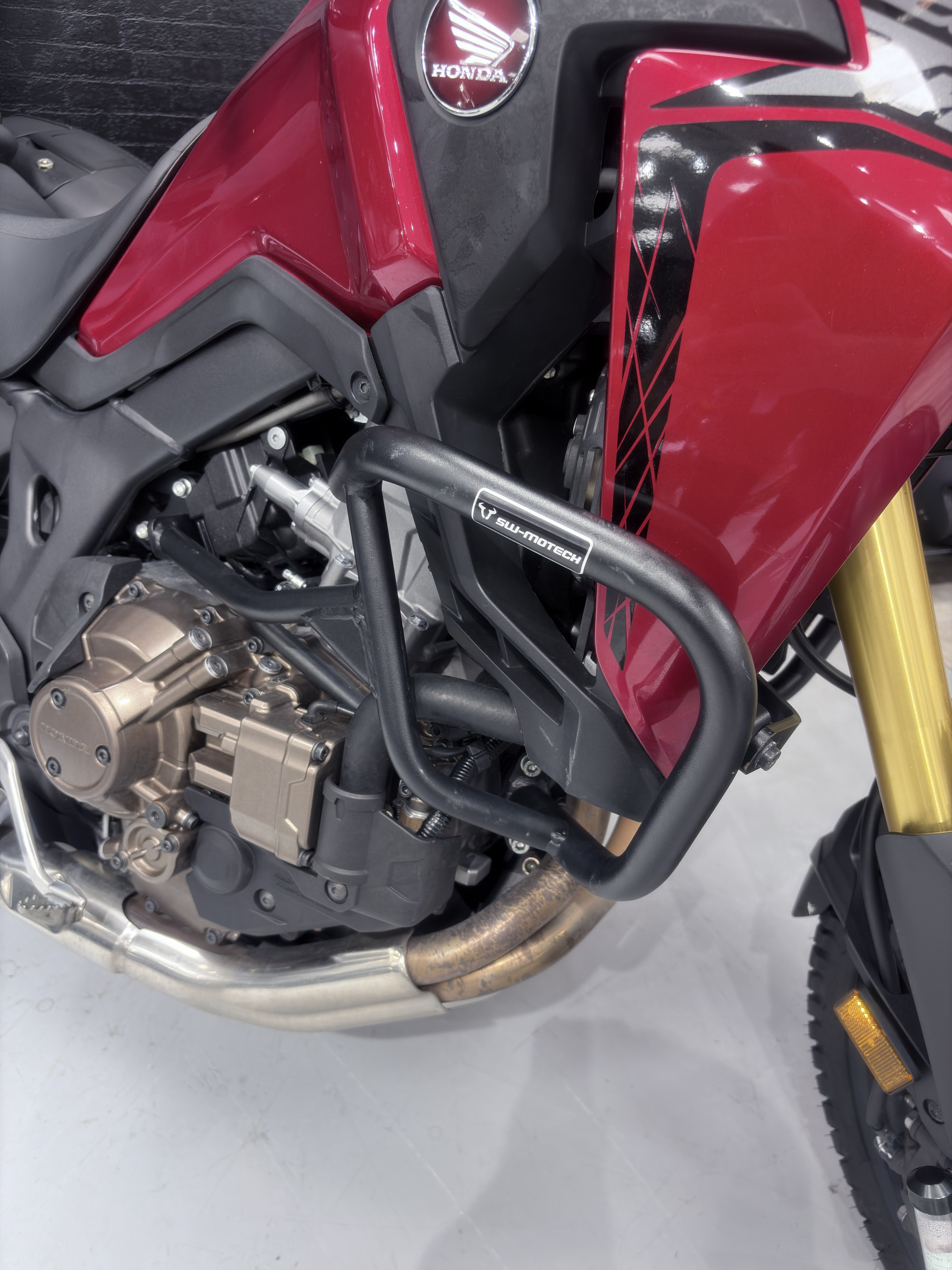 HONDA AFRICA TWIN CRF1000D DCT