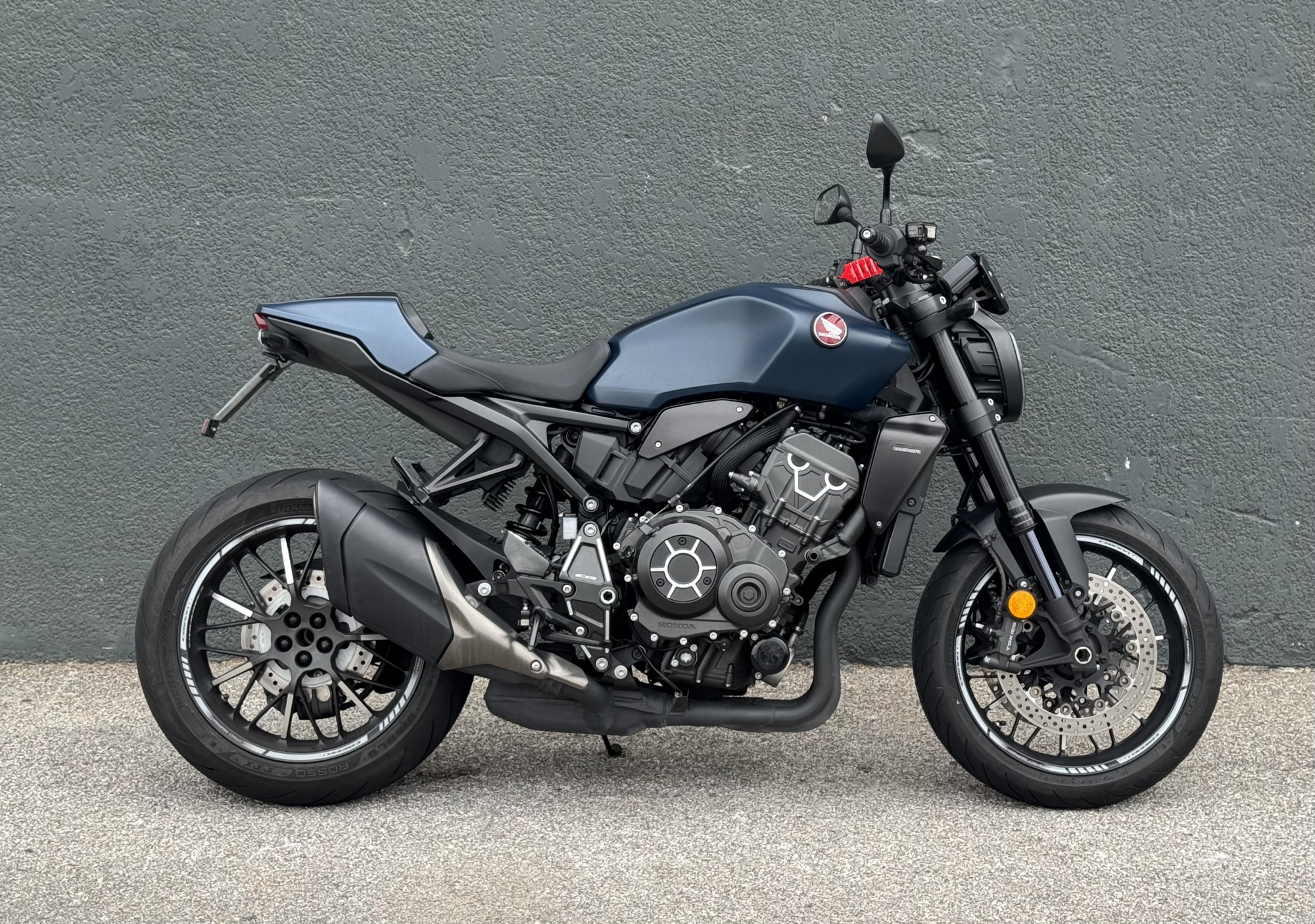 HONDA CB 1000 R