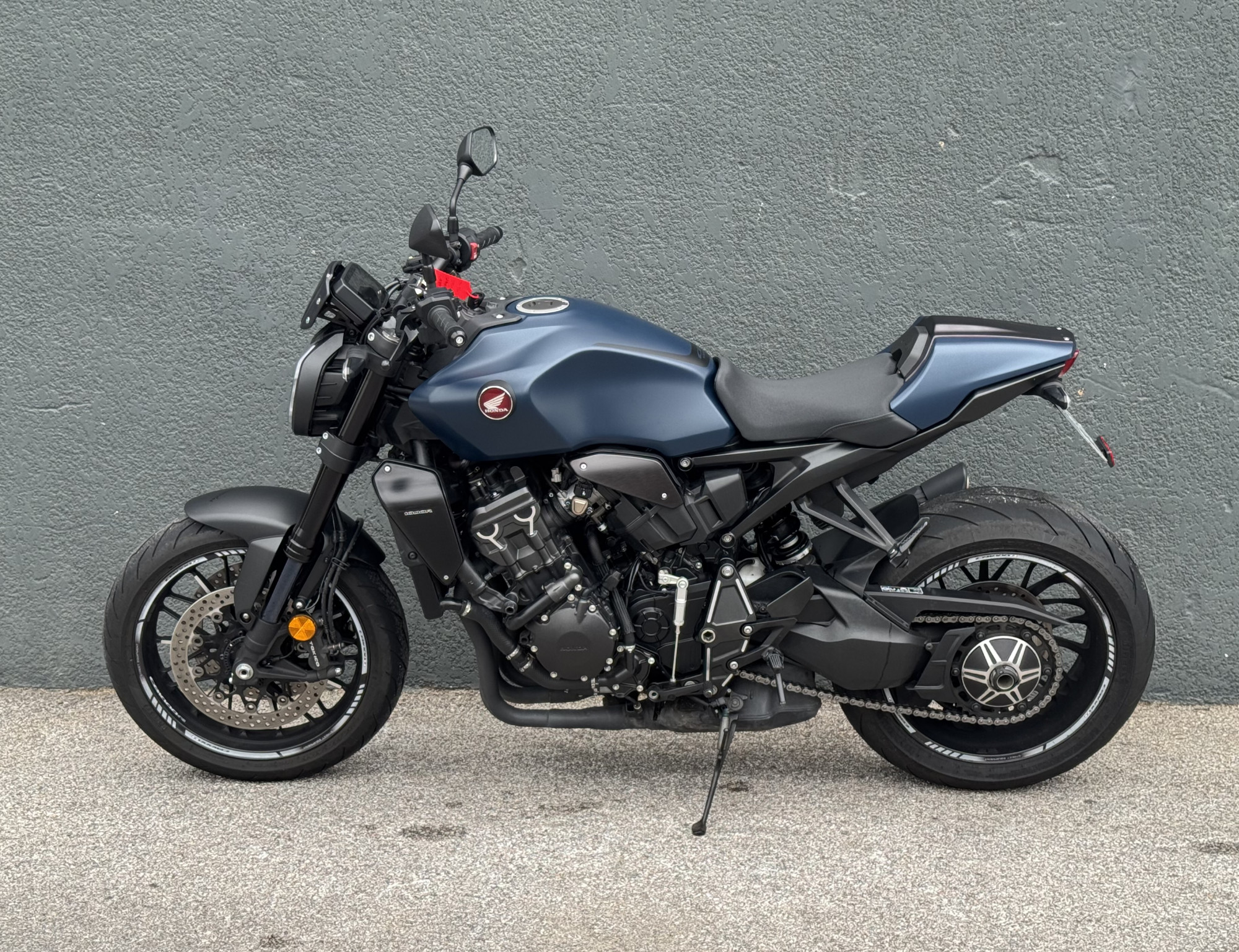 HONDA CB 1000 R