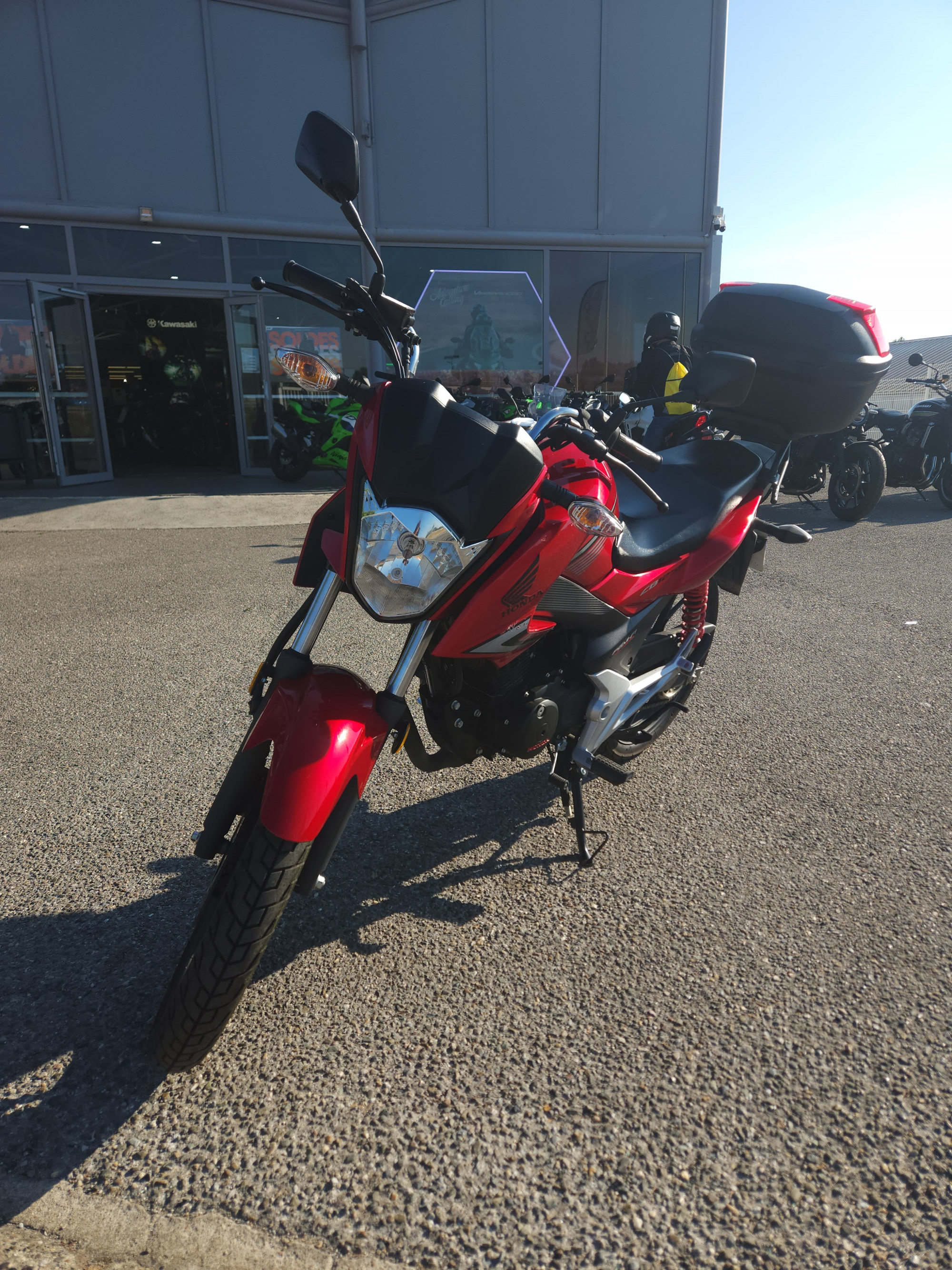HONDA CB 125 F