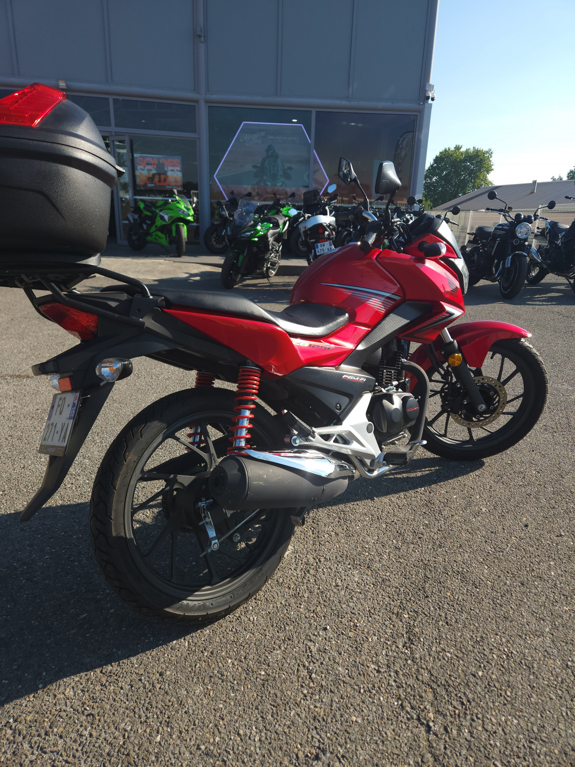 HONDA CB 125 F