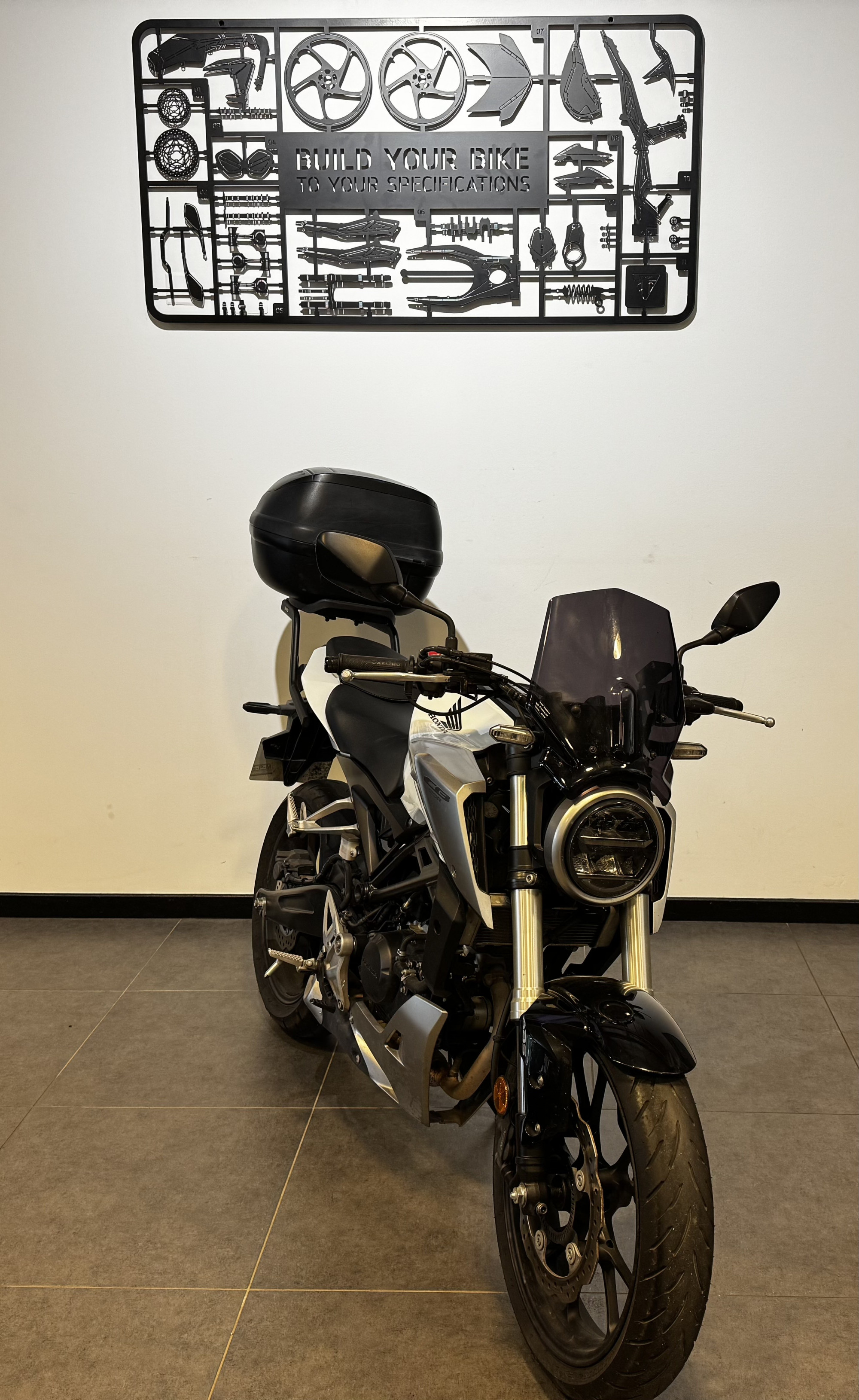 HONDA CB 125 R