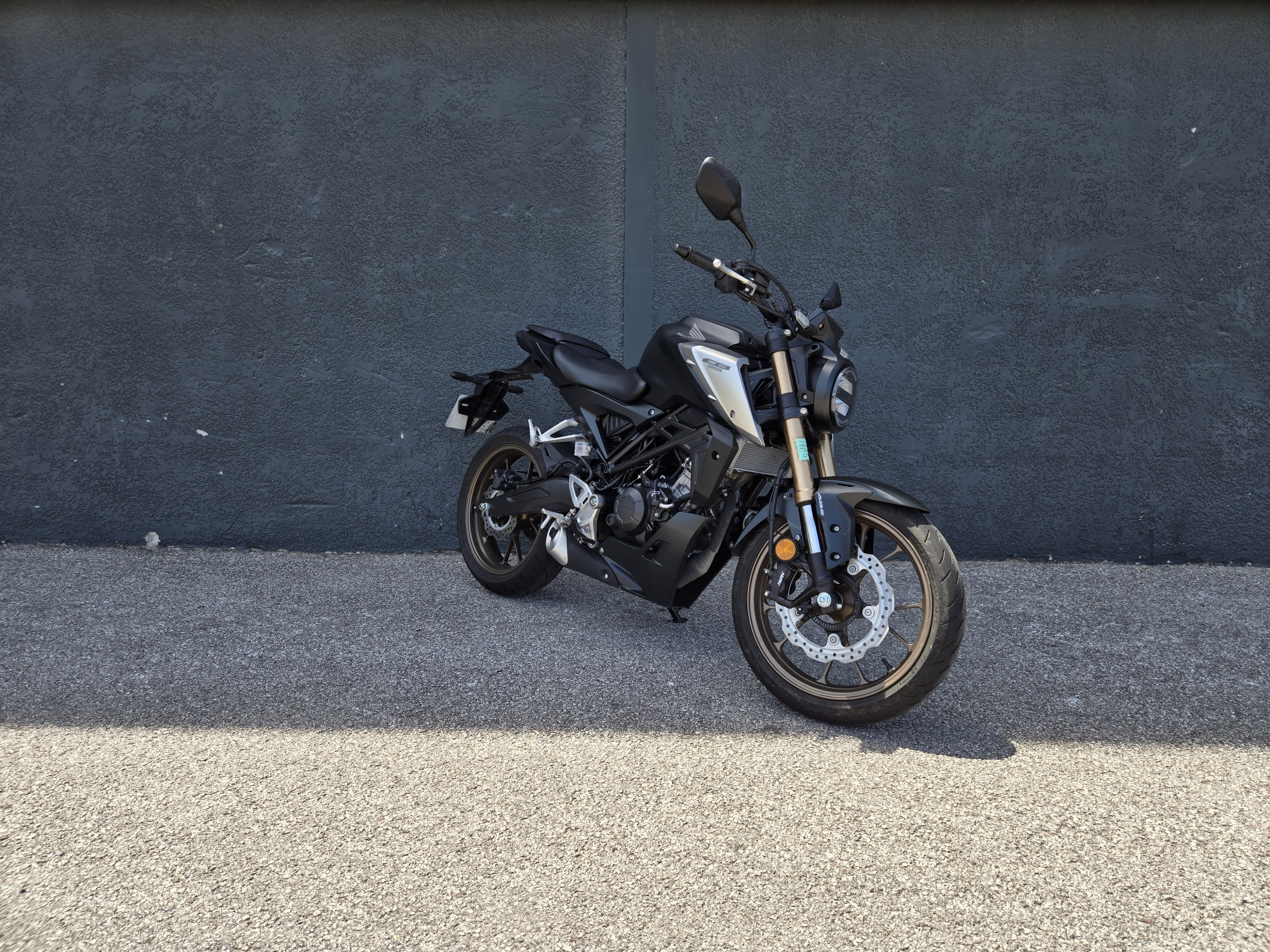 HONDA CB 125  R