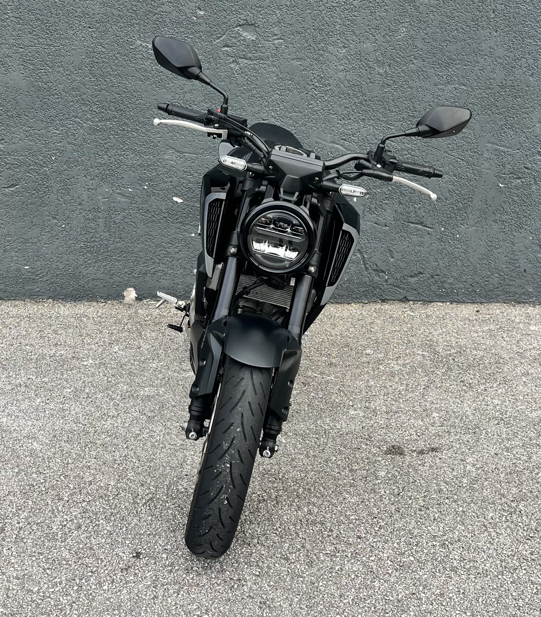 HONDA CB 125  R