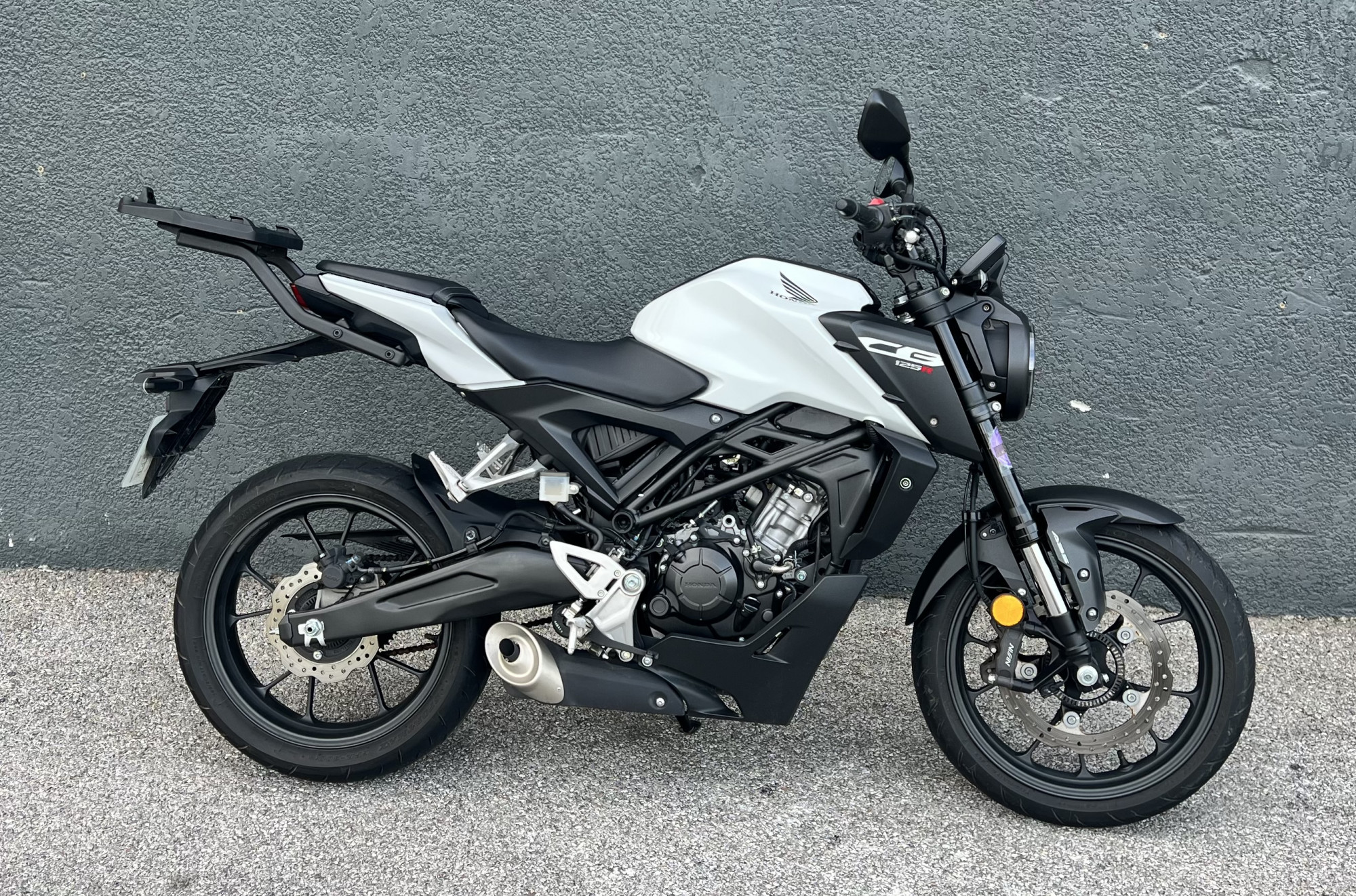 HONDA CB 125  R
