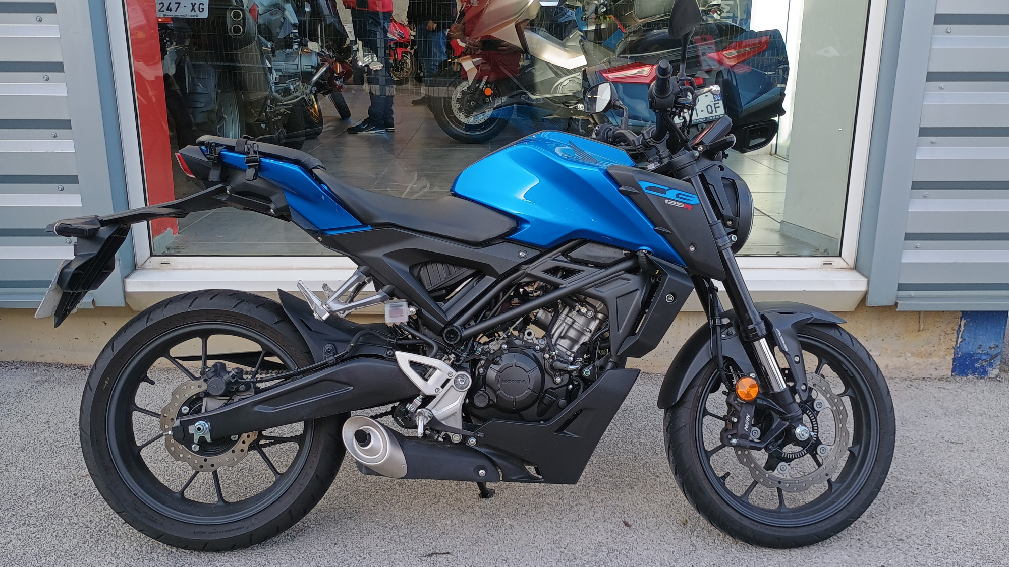 HONDA CB 125  R