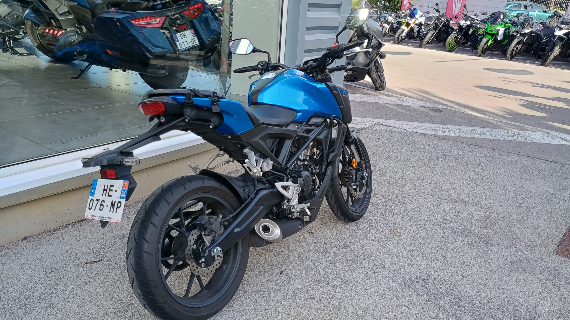HONDA CB 125  R