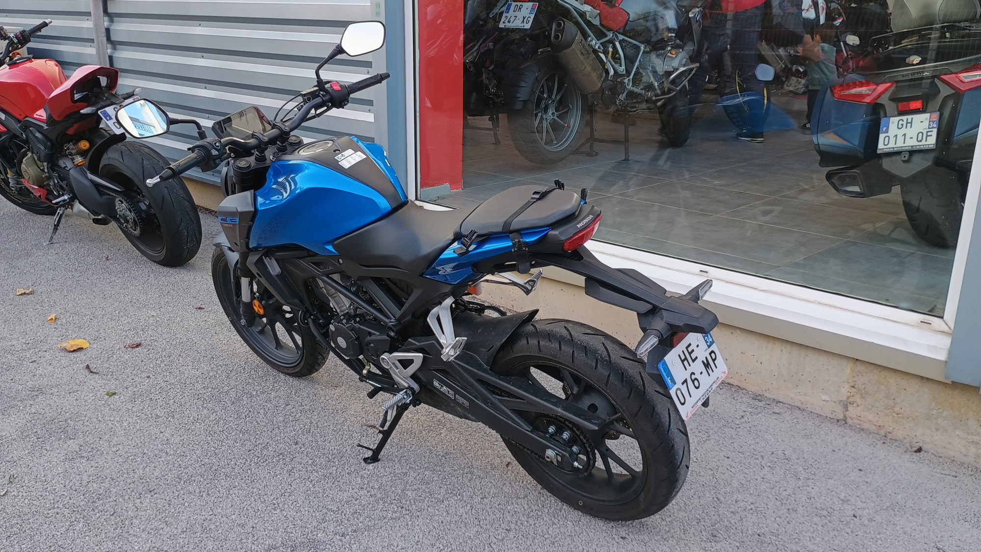HONDA CB 125  R