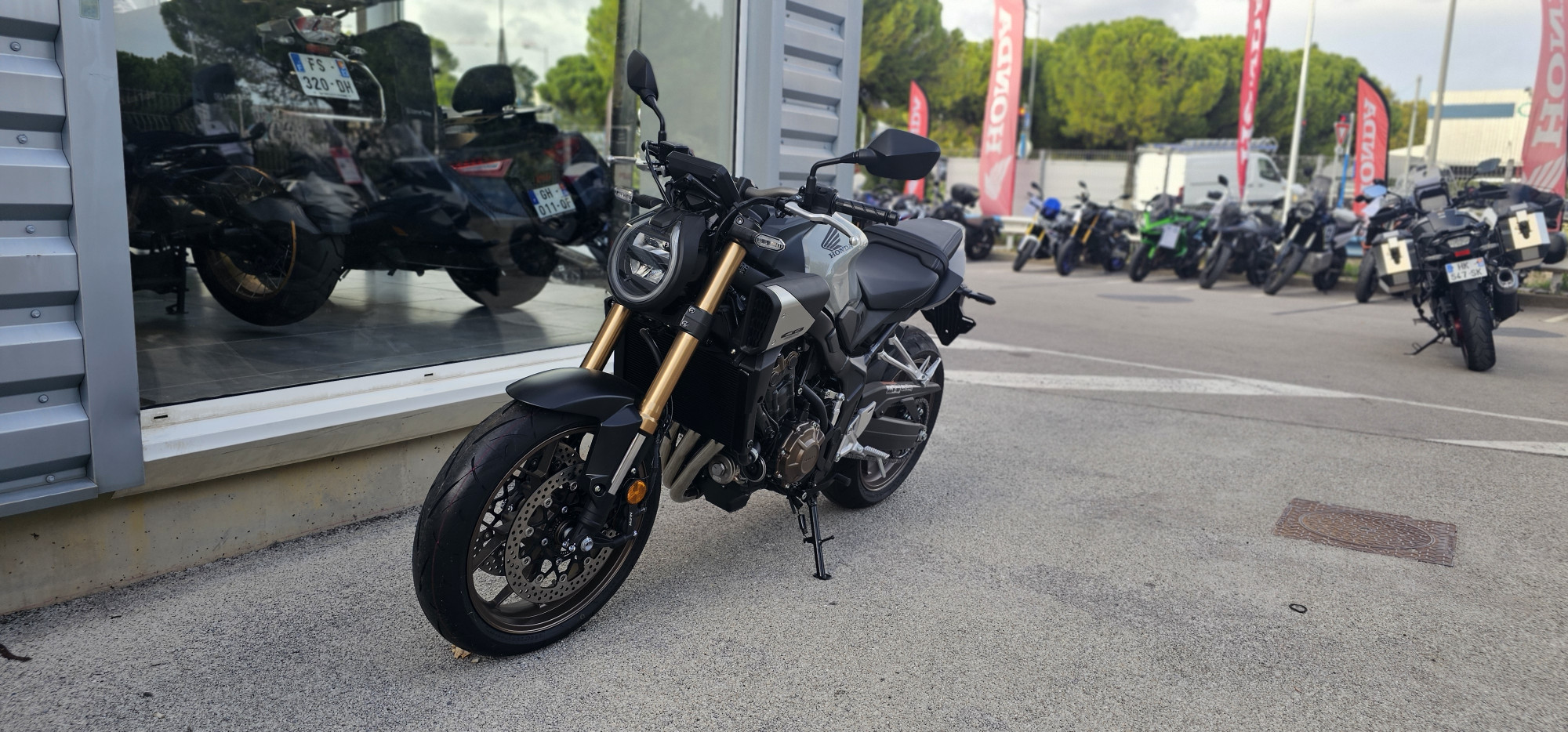 HONDA CB 650 R E-CLUTCH