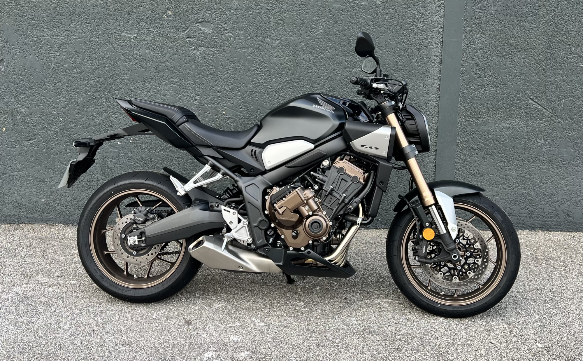 HONDA CB 650 R E-CLUTCH