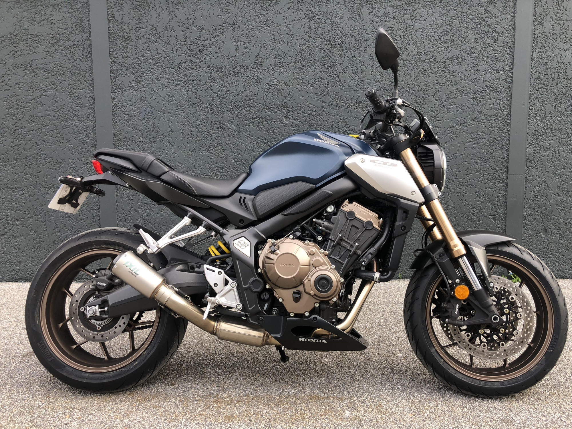 HONDA CB 650 R