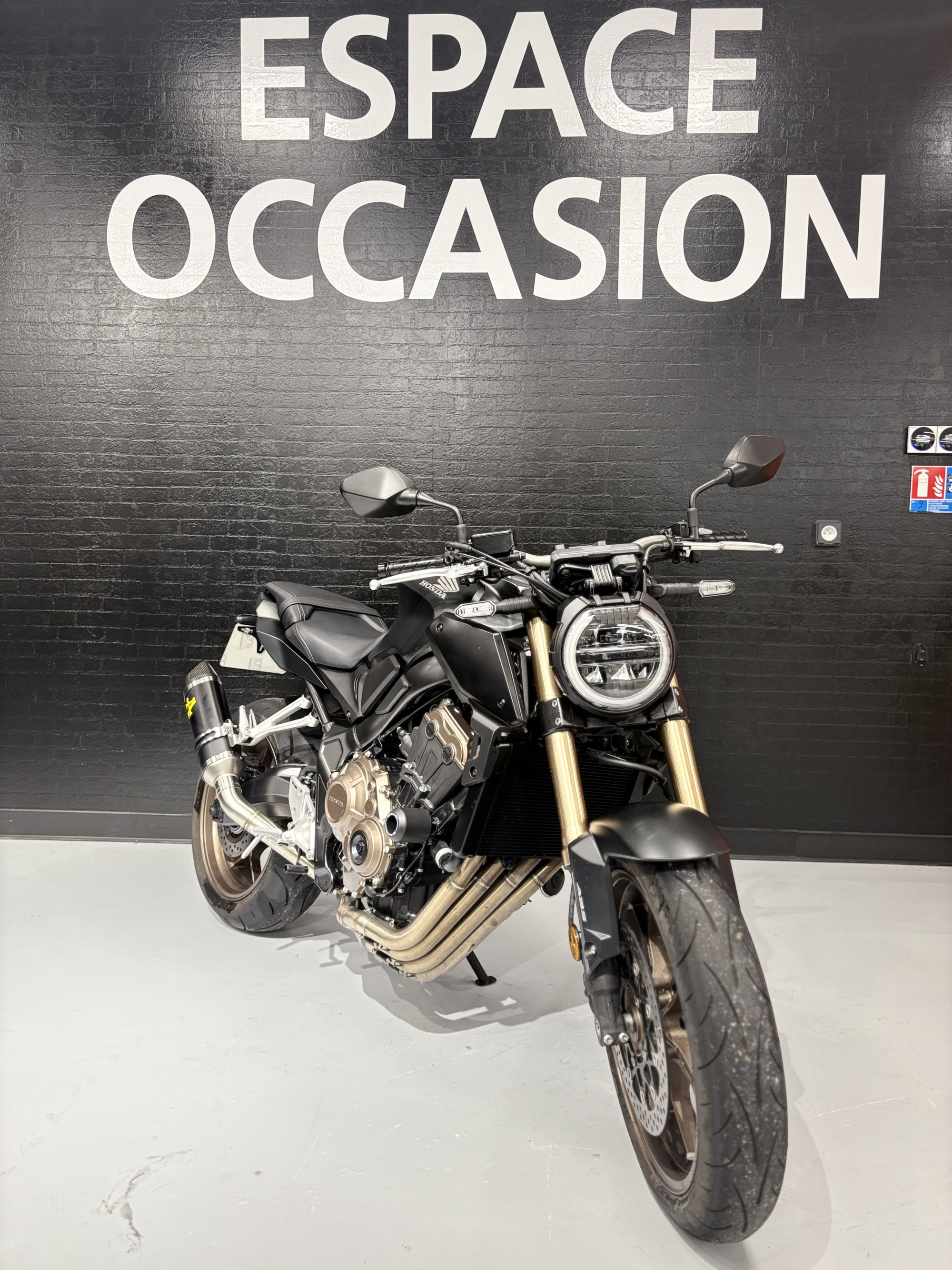 HONDA CB 650 R
