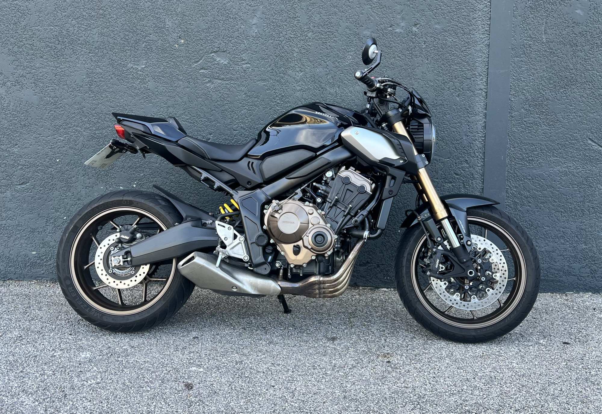 HONDA CB 650 R