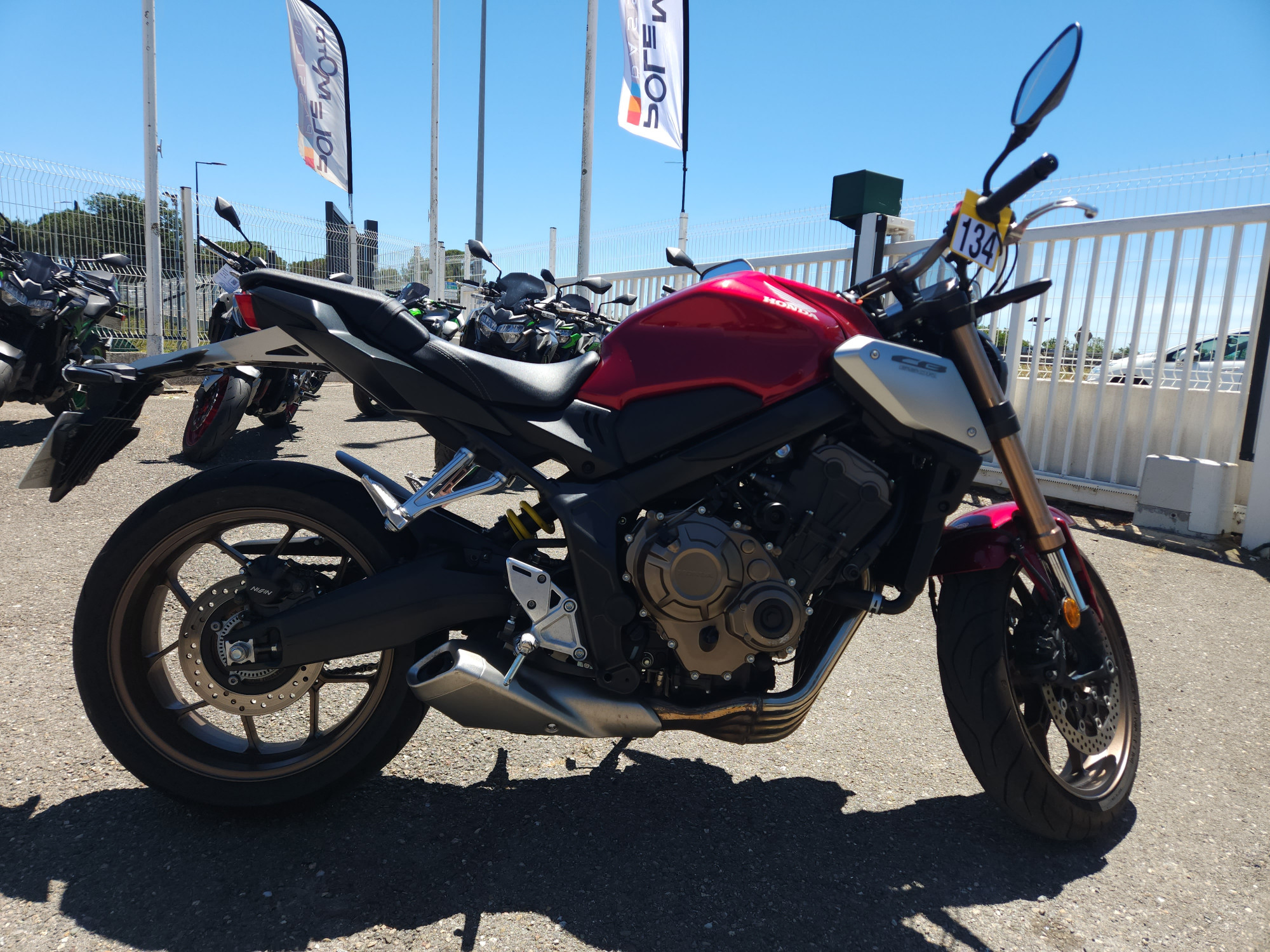 HONDA CB 650 R