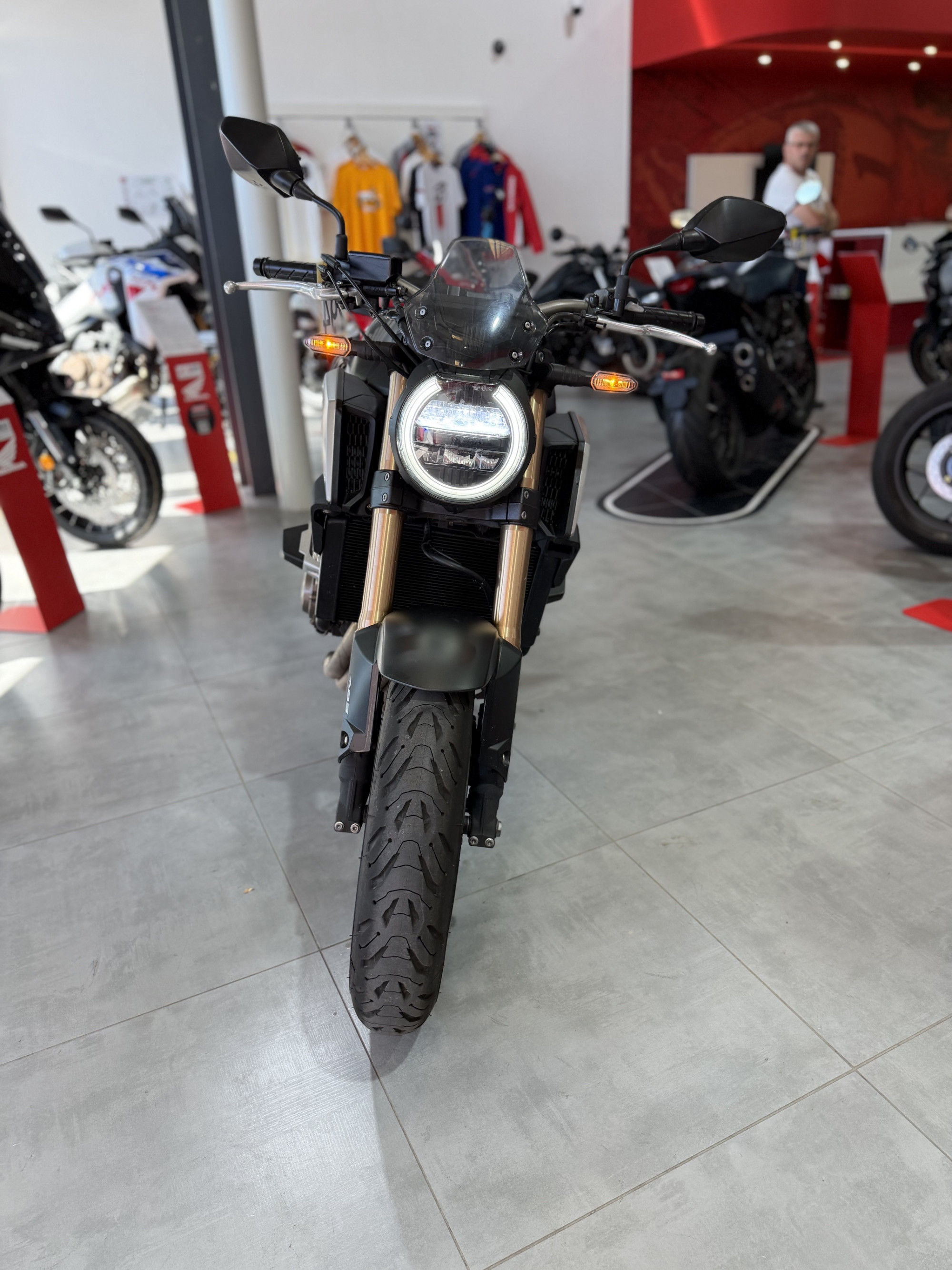 HONDA CB 650 R
