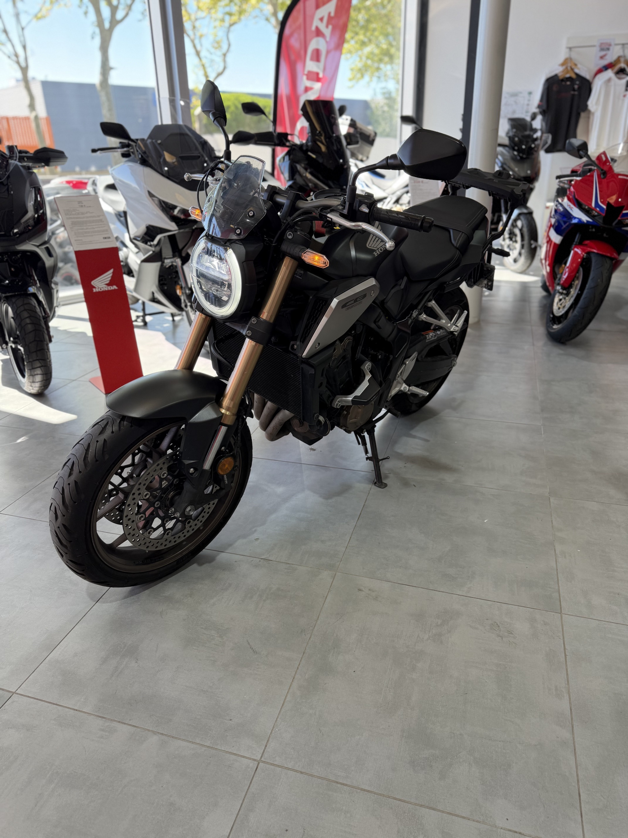 HONDA CB 650 R
