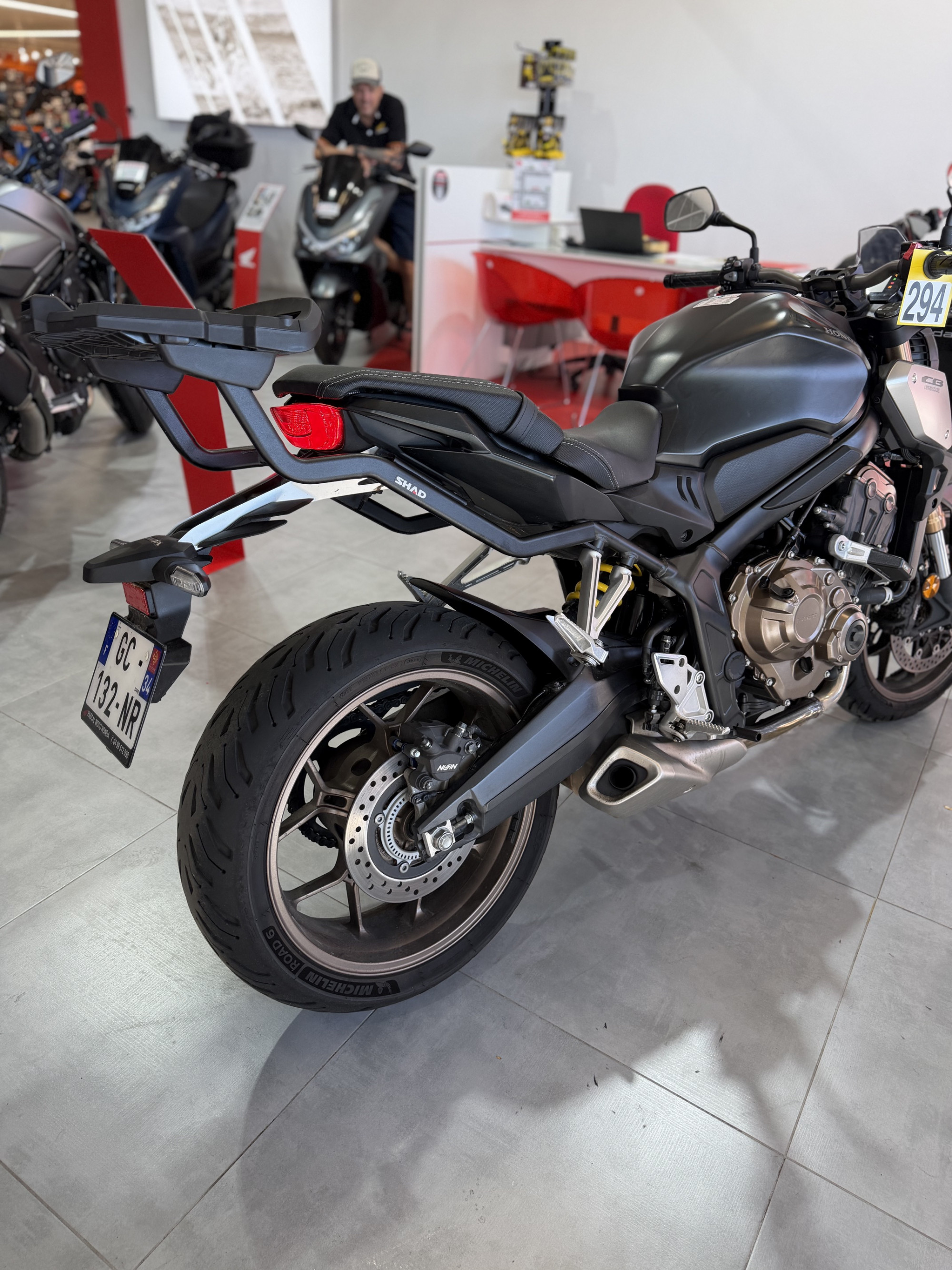 HONDA CB 650 R