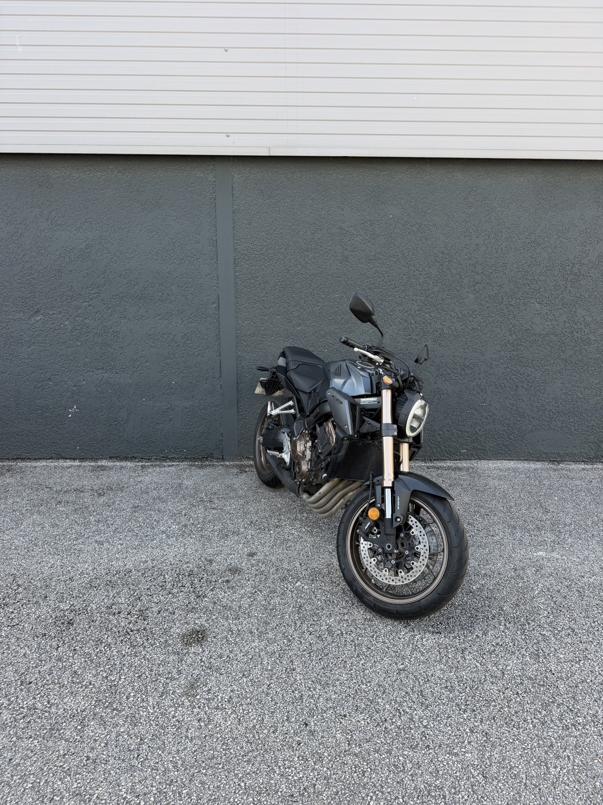 HONDA CB 650 R