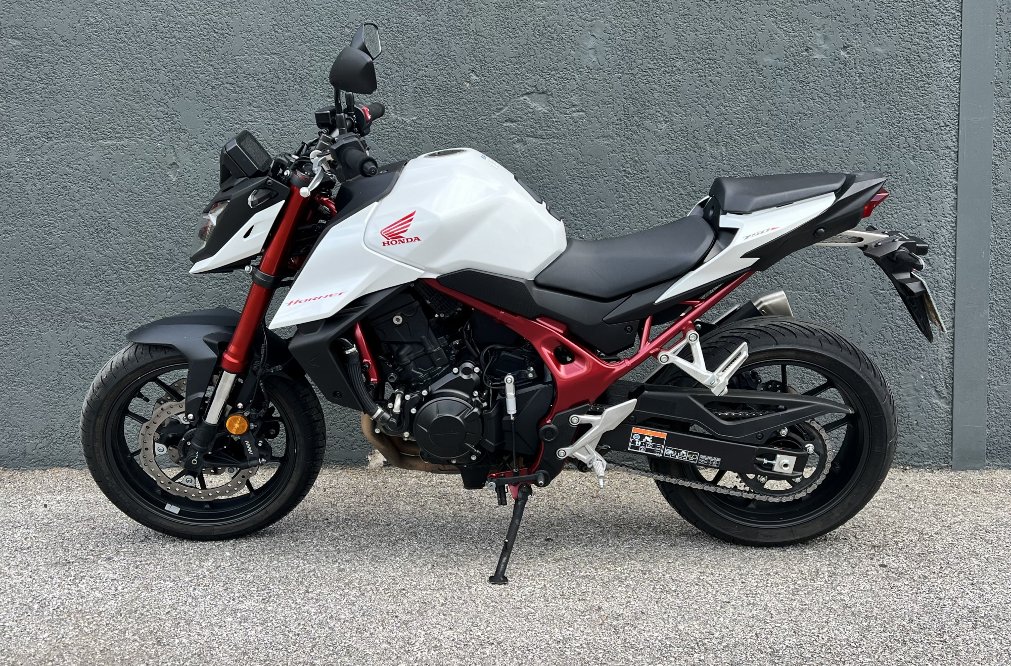 HONDA CB 750 HORNET