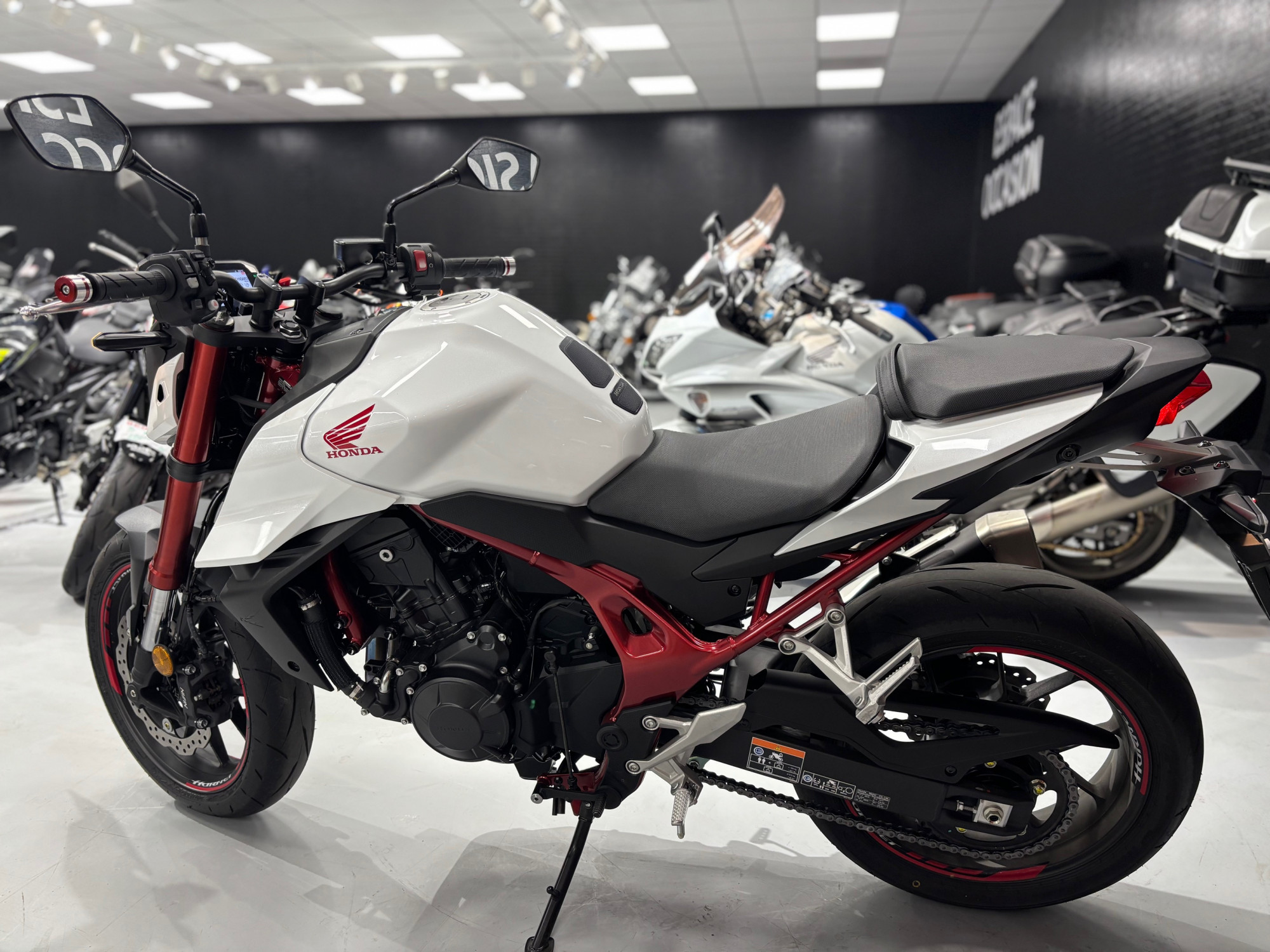 HONDA CB 750 HORNET