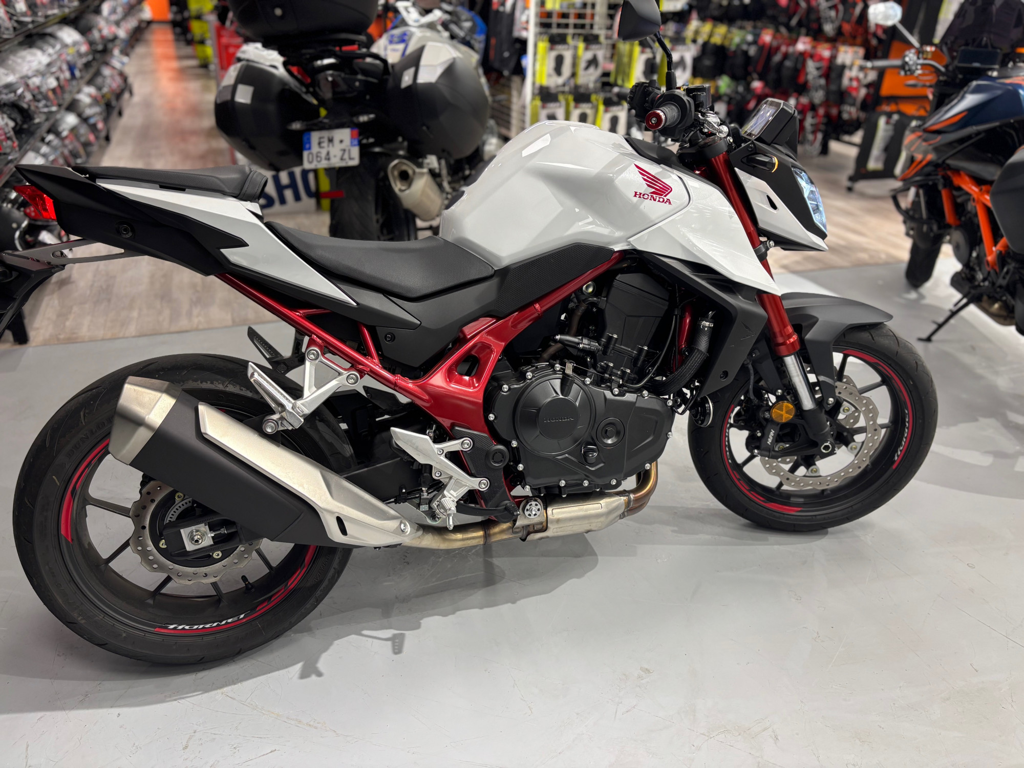 HONDA CB 750 HORNET