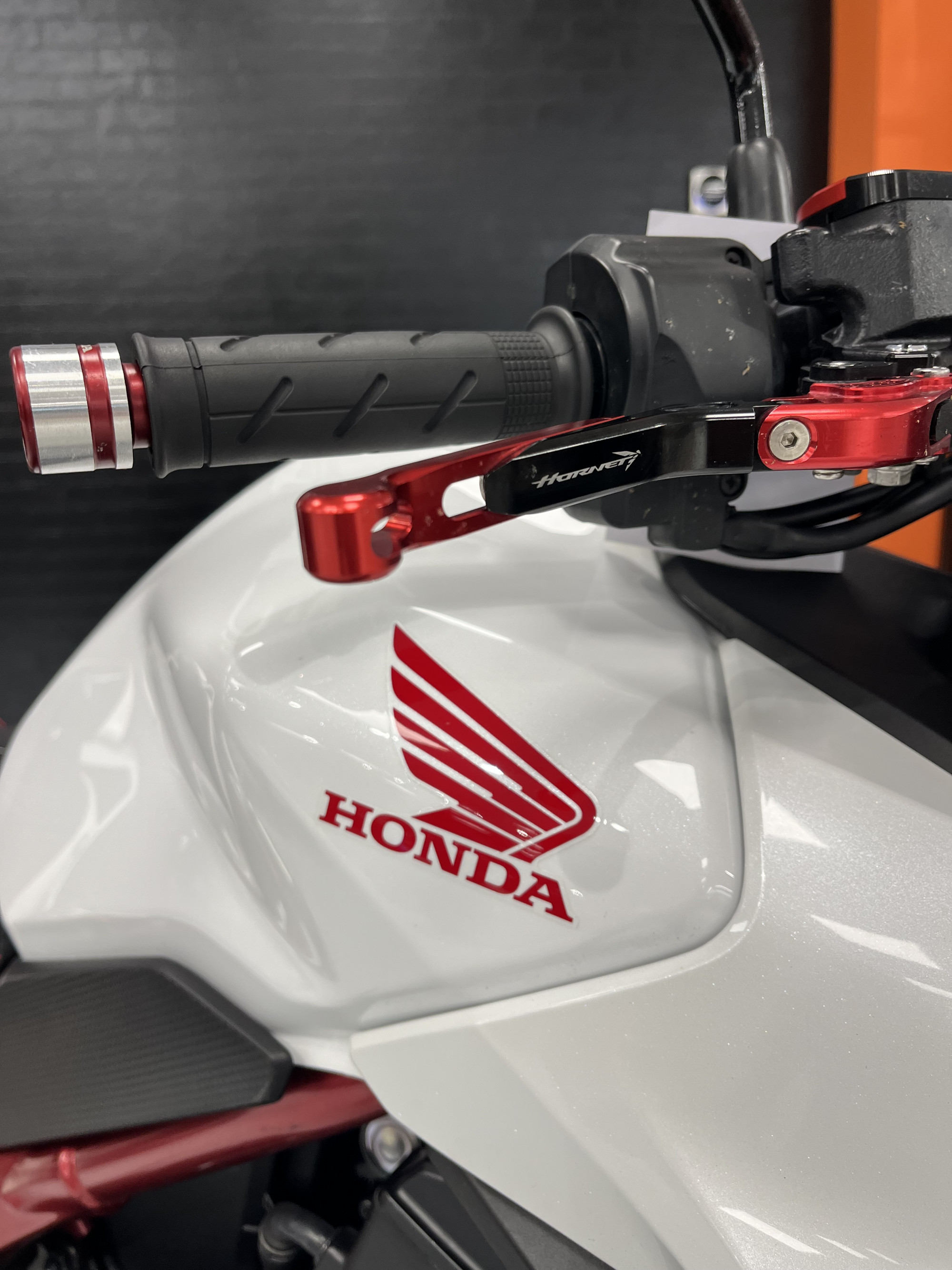 HONDA CB 750 HORNET