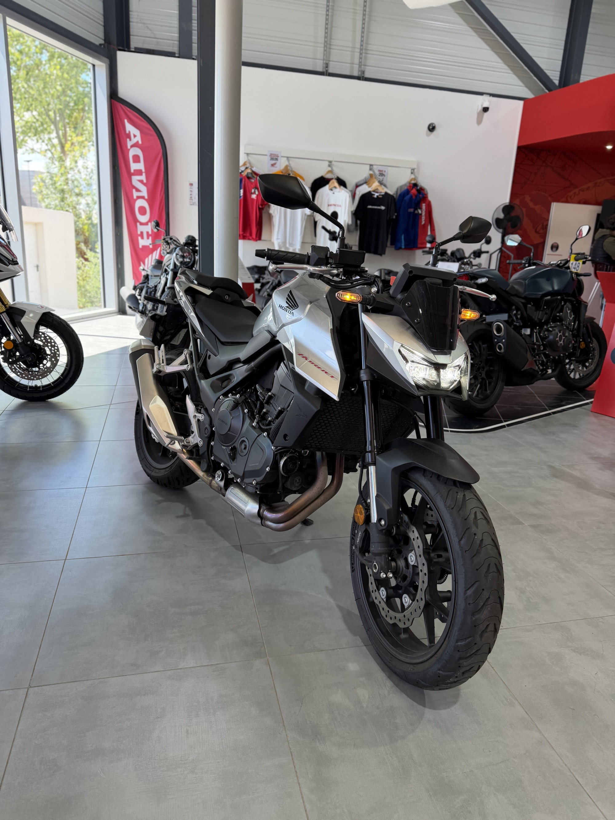 HONDA CB 750 HORNET