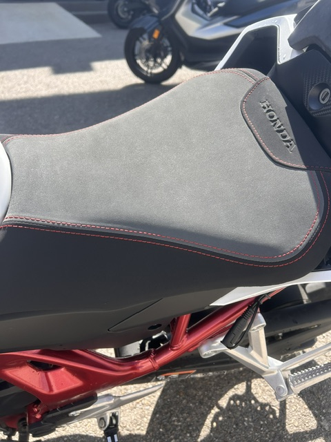 HONDA CB 750 HORNET