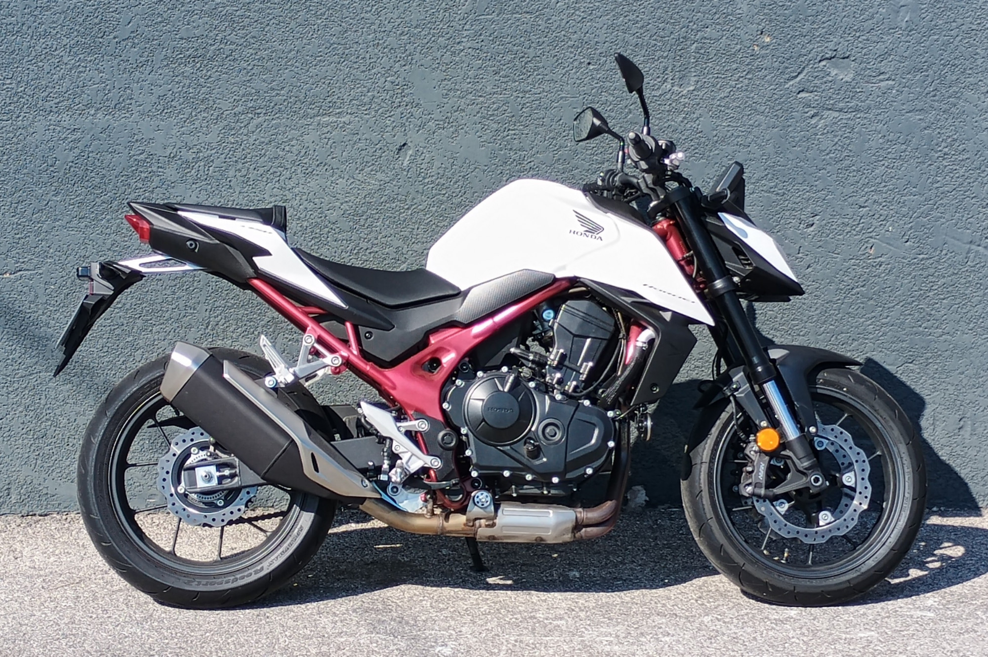 HONDA CB 750 HORNET