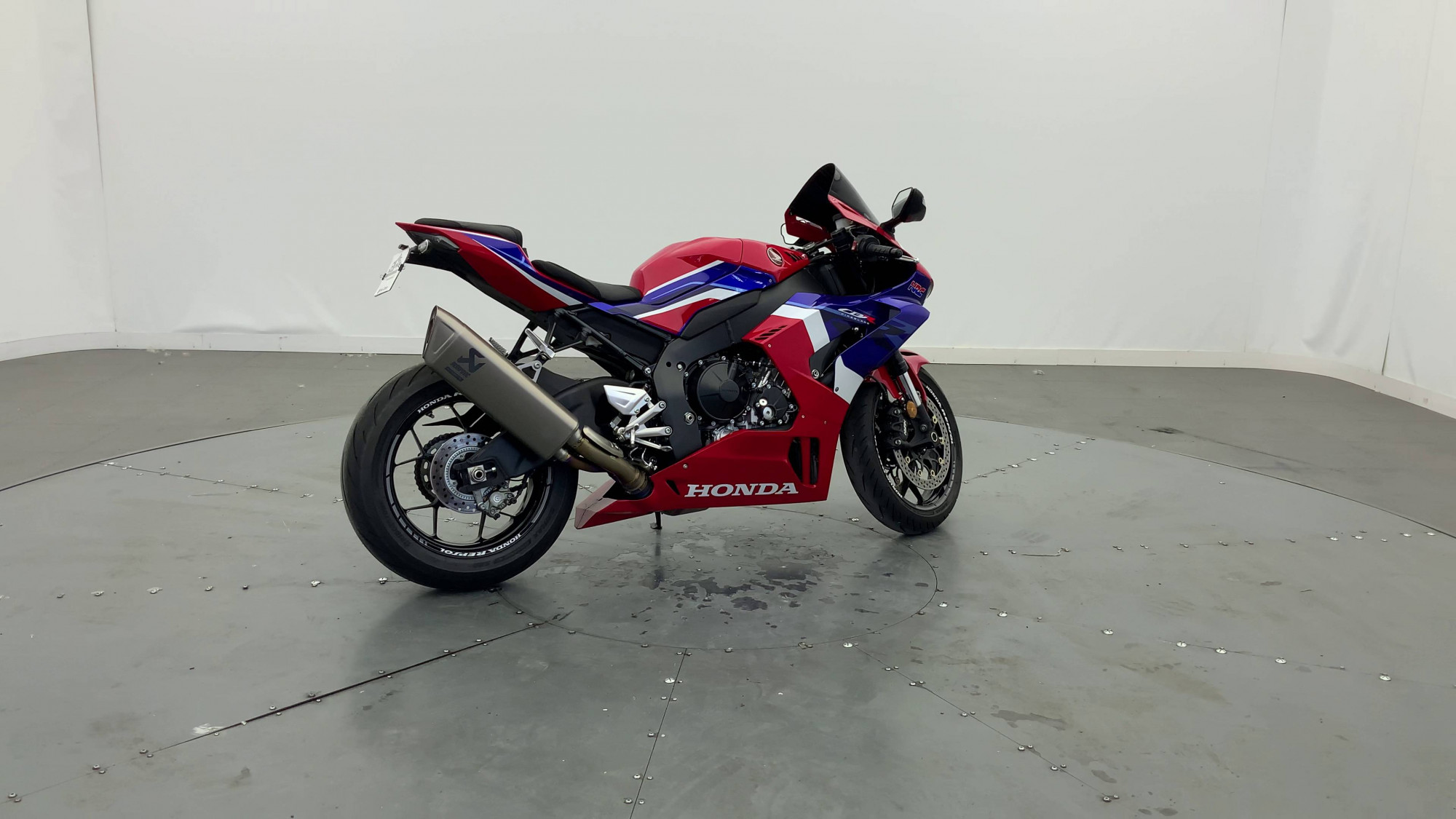 HONDA CBR 1000 RR-R