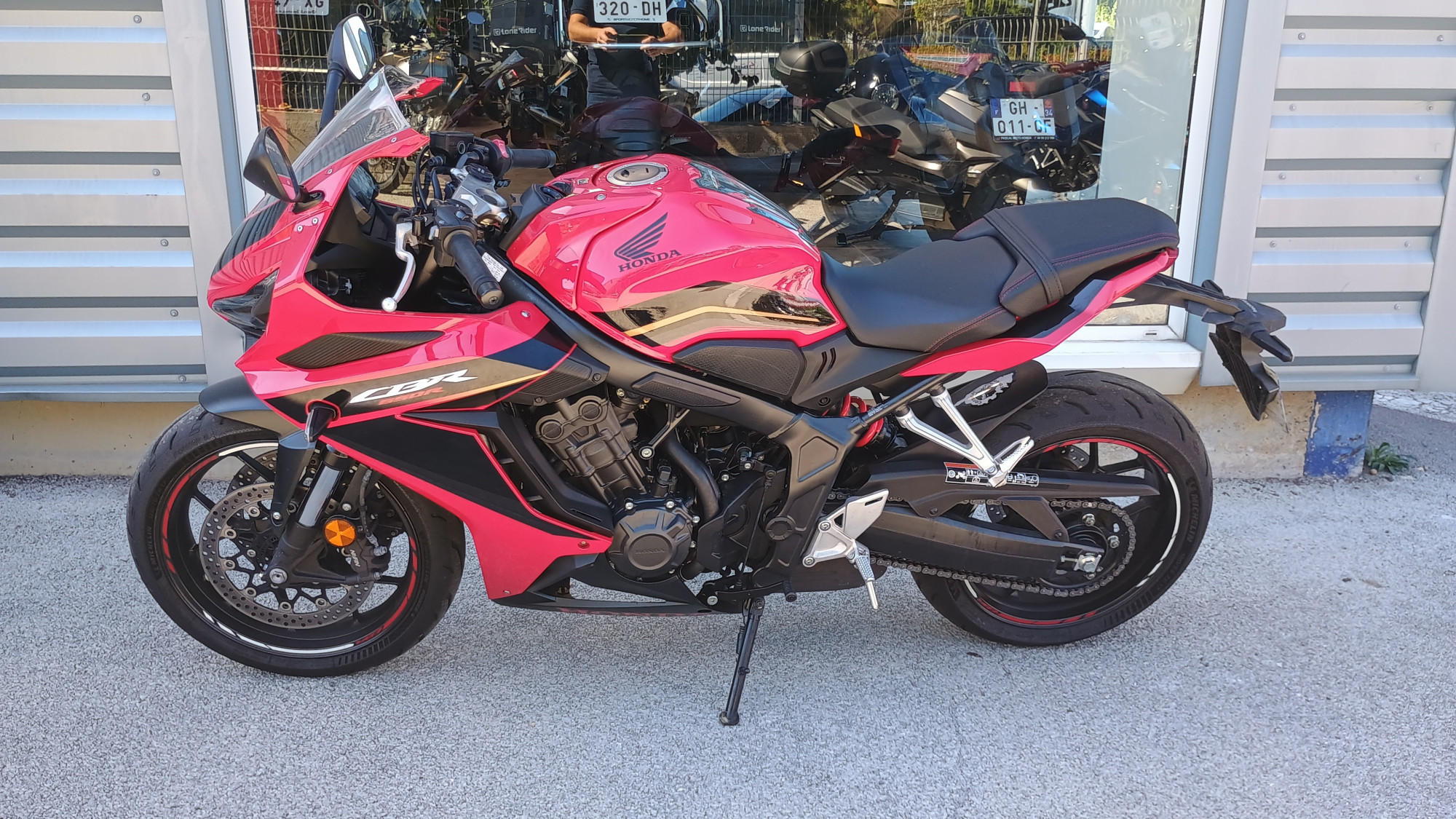 HONDA CBR 650  R